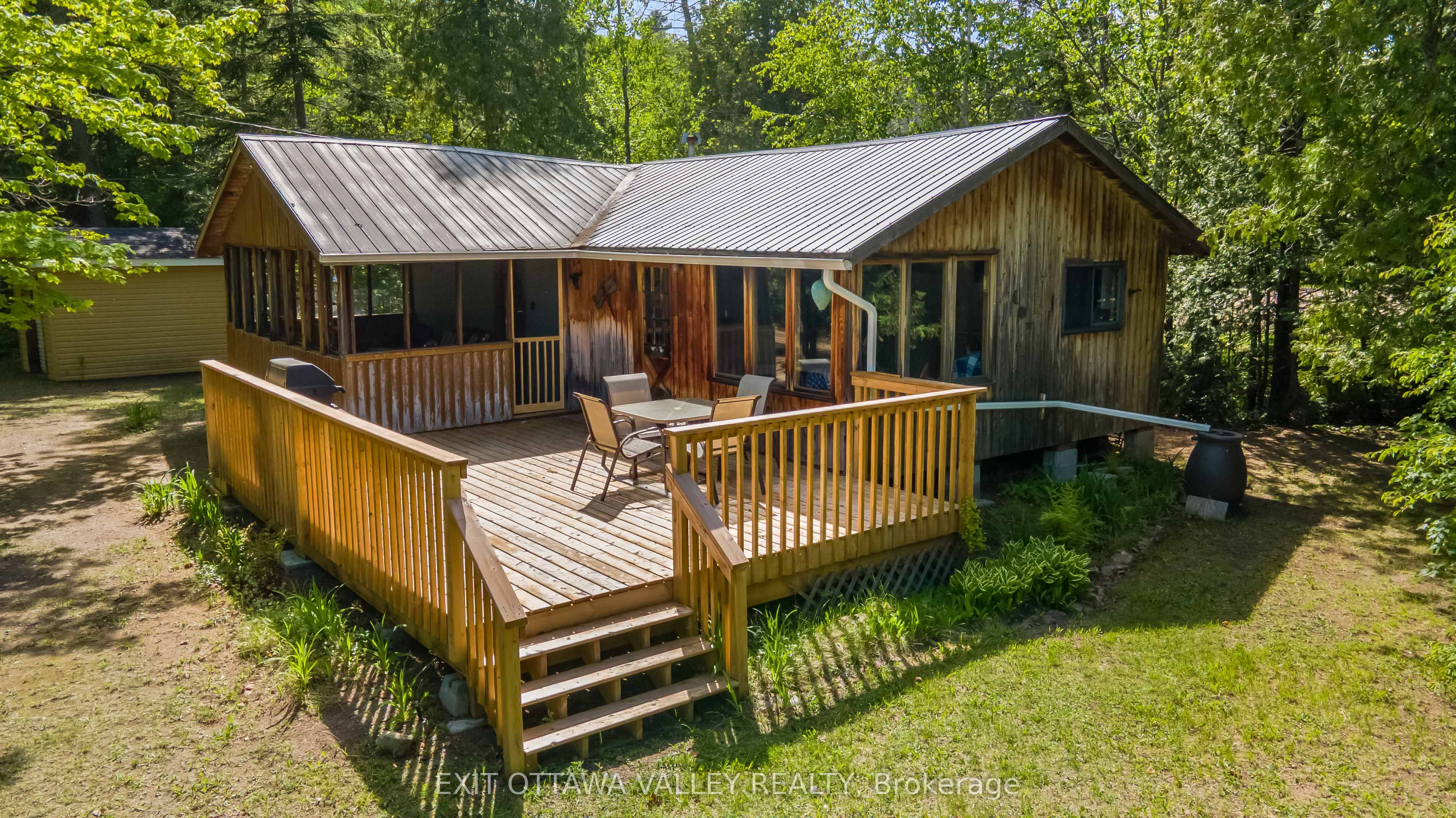112 Arbor Vitae Road, Madawaska Valley, ON K0J 1B0 photo 5