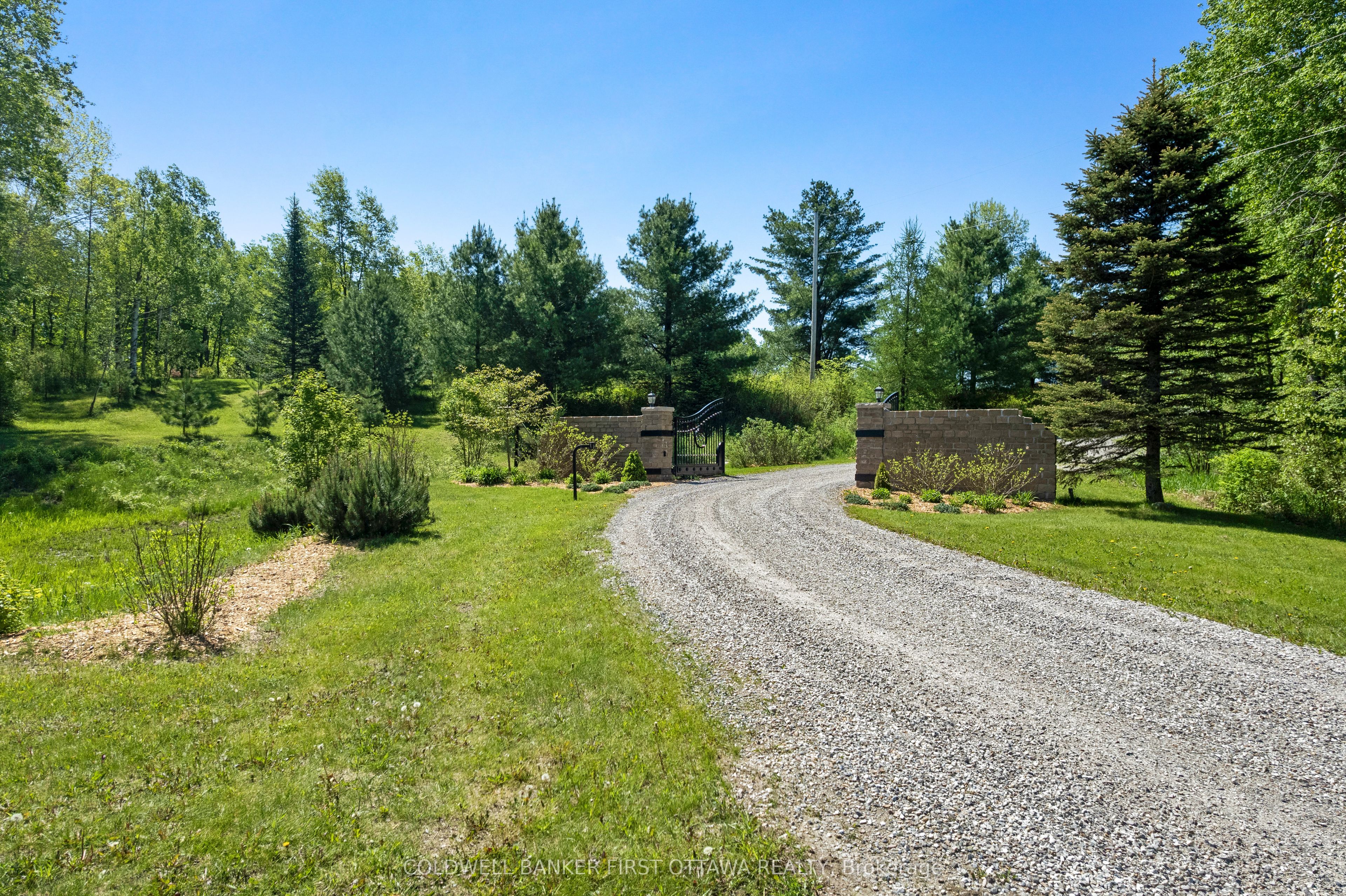 19067 Highway 7, Tay Valley, ON K7H 3C6 photo 4