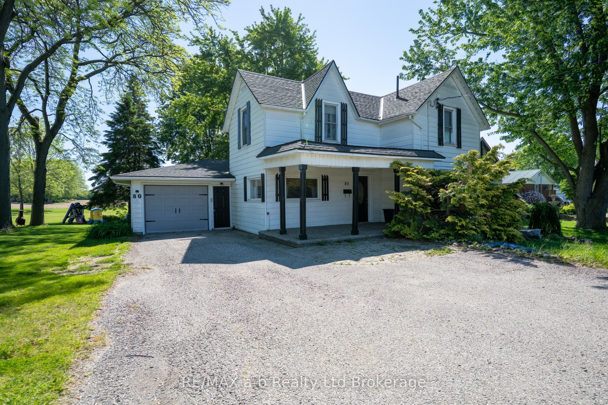 80 STOVER Street N, Norwich, ON N0J 1P0