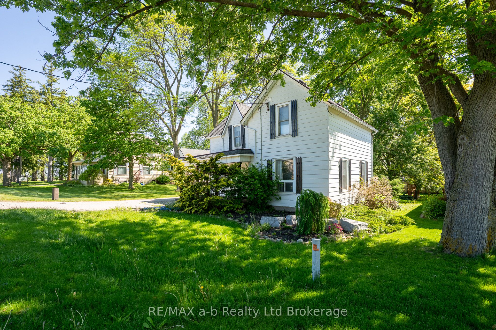 80 STOVER Street N, Norwich, ON N0J 1P0 photo 2