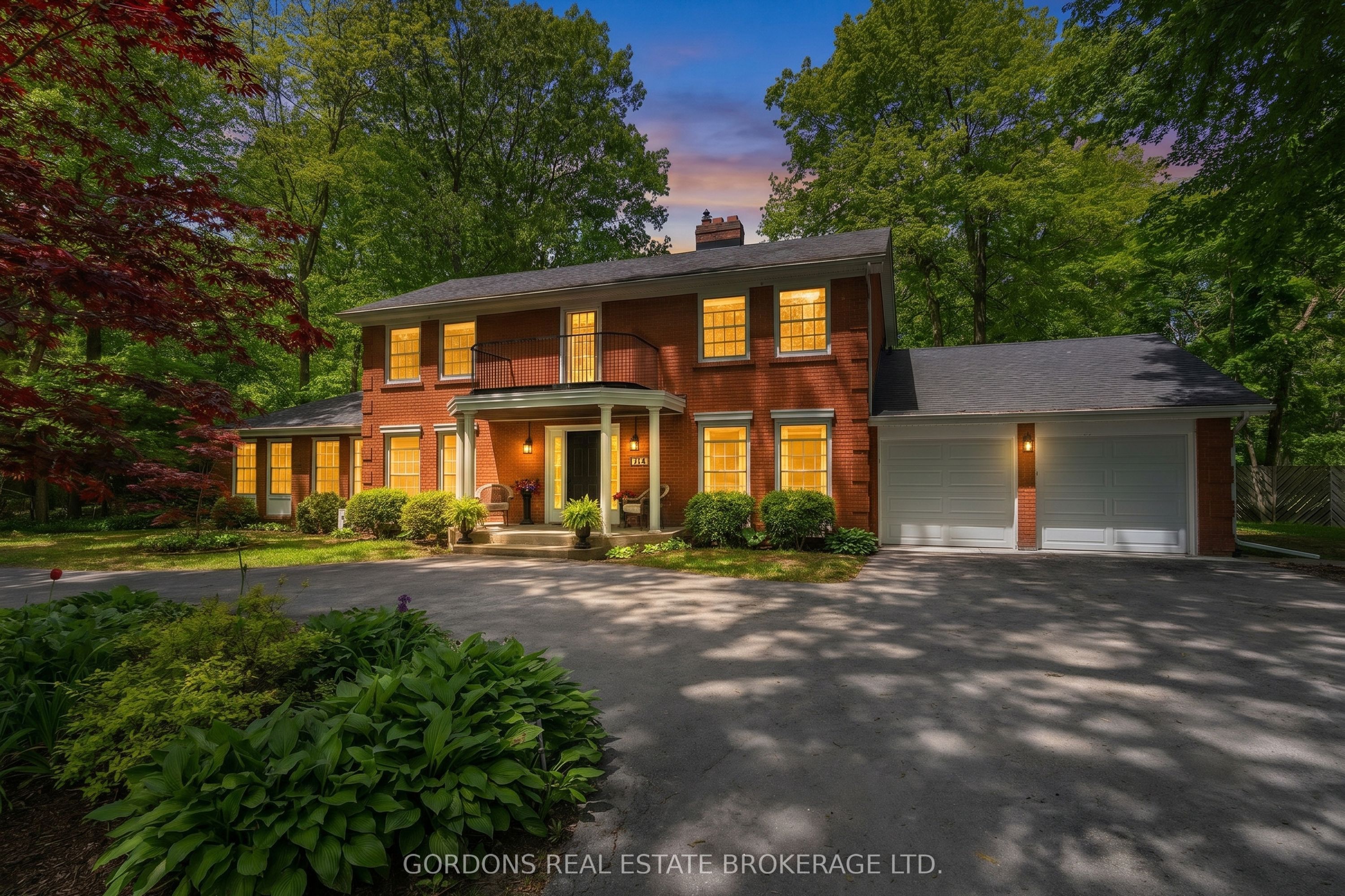25 Riverside Drive, Kingston, ON K7L 4V1