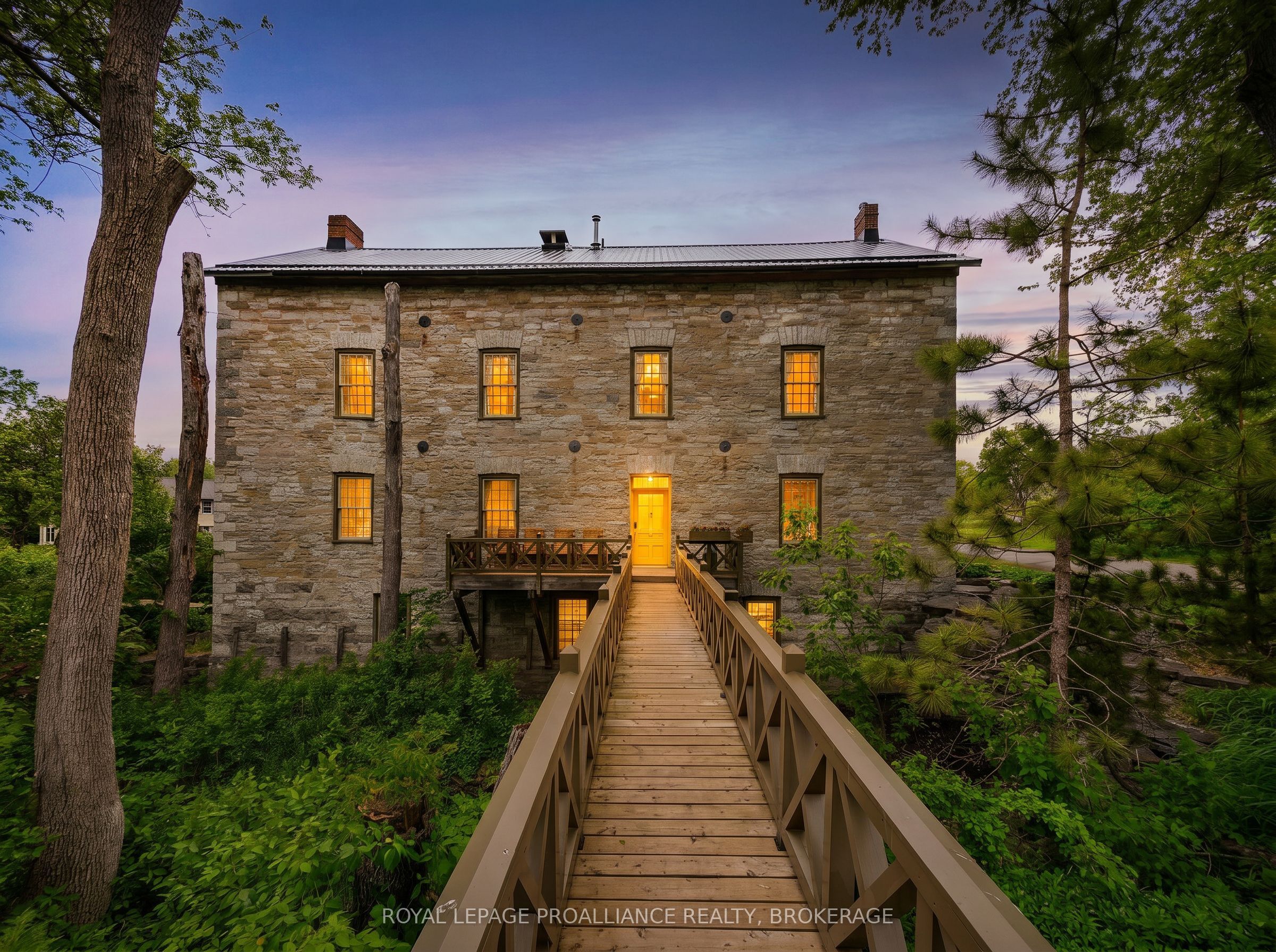 28 Front Street, Stone Mills, ON K0K 2S0