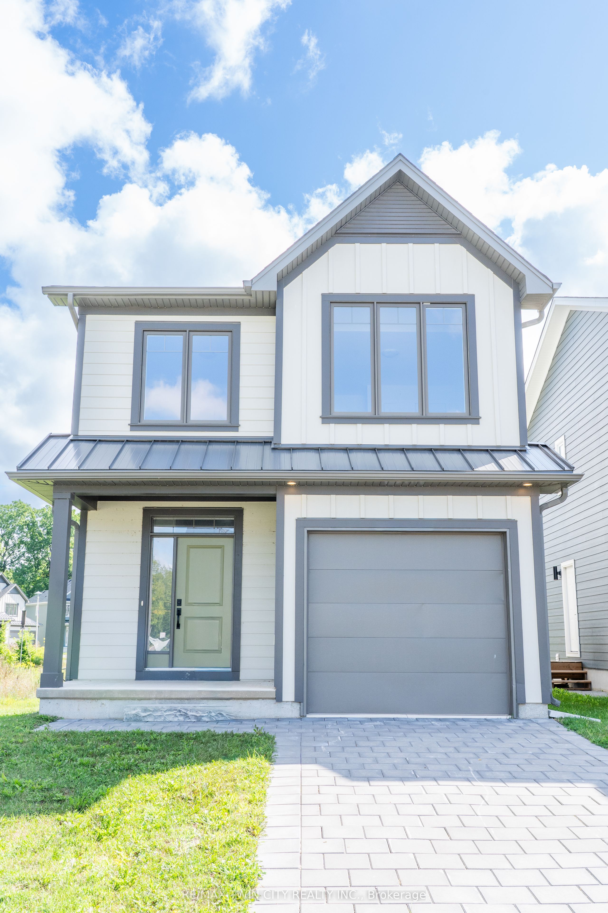 147 JULIE Crescent, London South, ON N5X 3X4