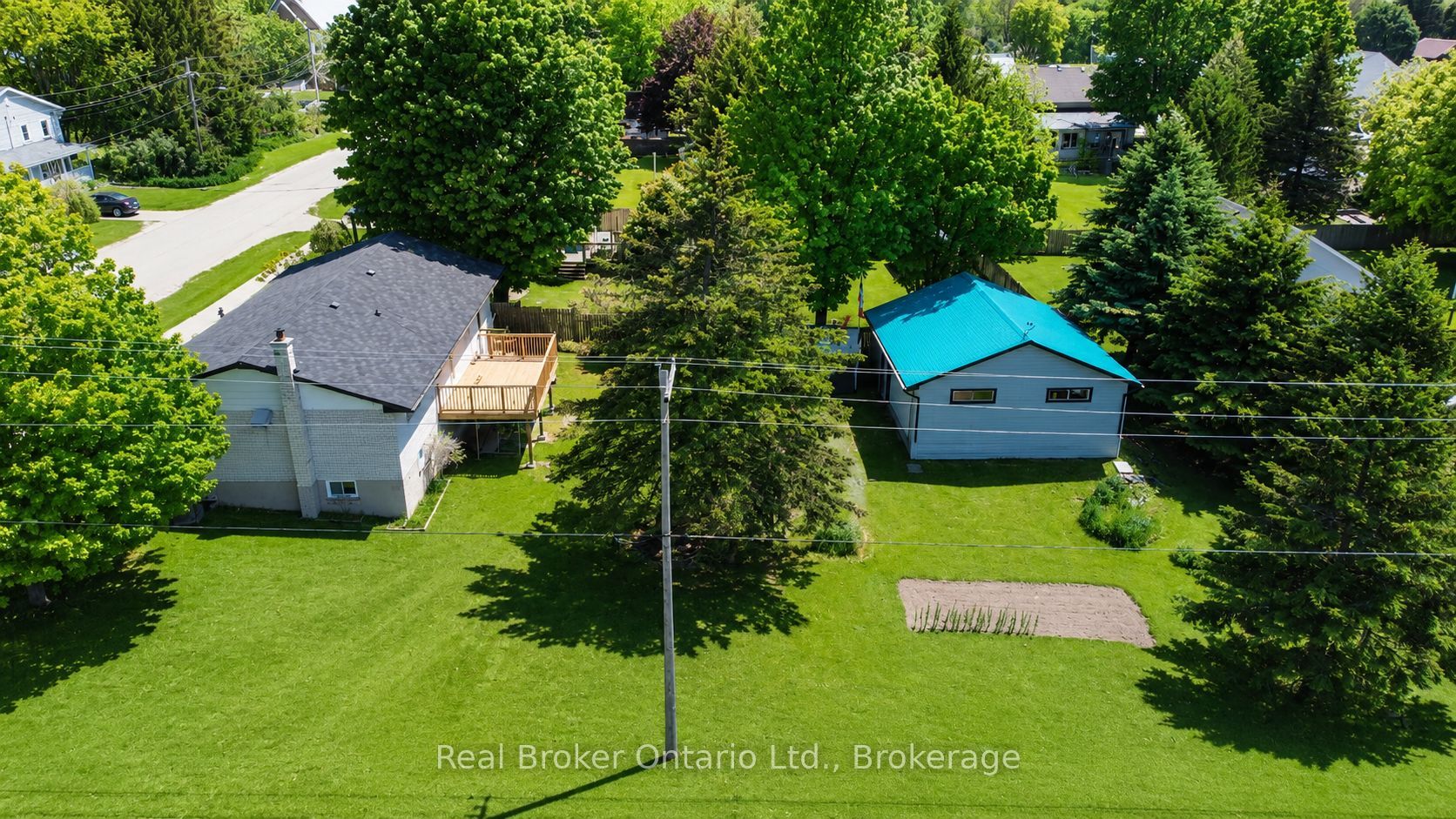 815 Albert Street E, West Grey, ON N0G 1C0 photo 2