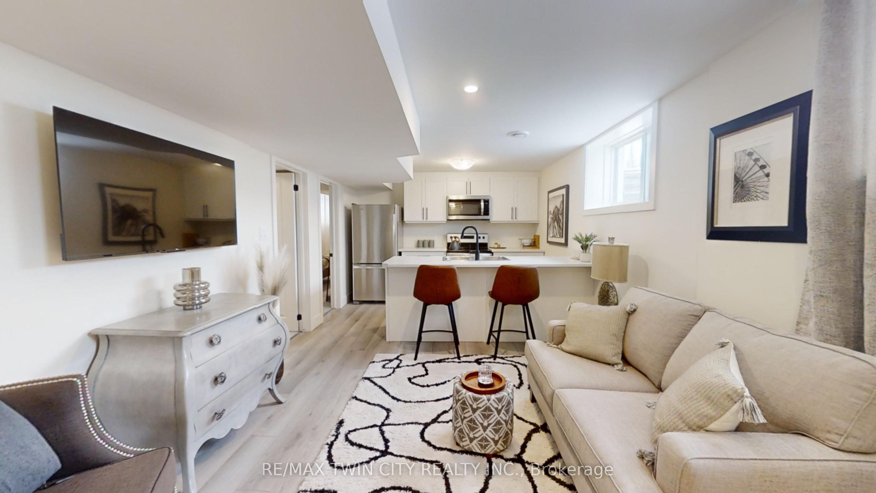 171 JULIE Crescent, London South, ON N5X 3X4 photo 2