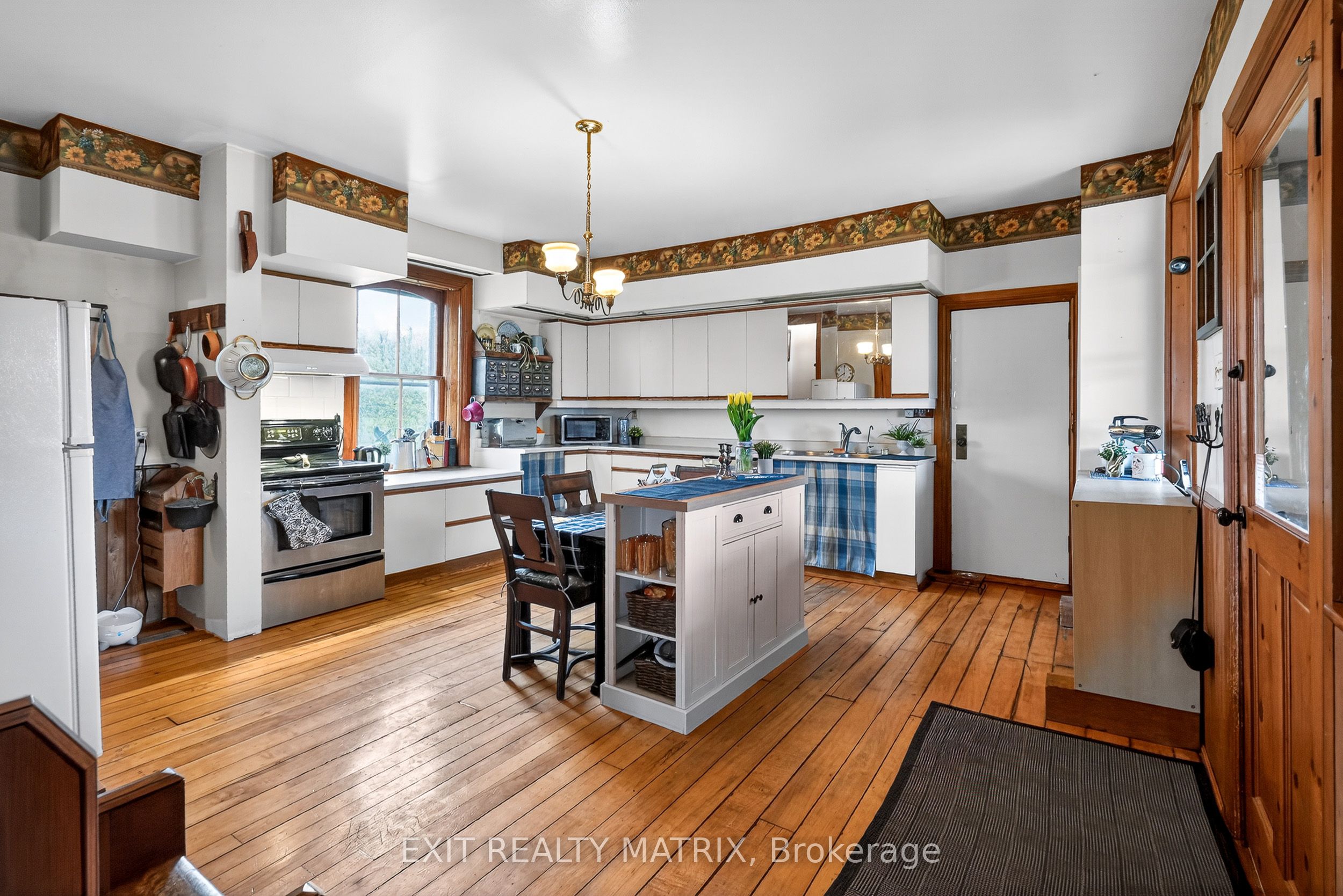 7499 Bank Street, Greely - Metcalfe - Osgoode - Vernon and Area, ON K0A 2P0 photo 5