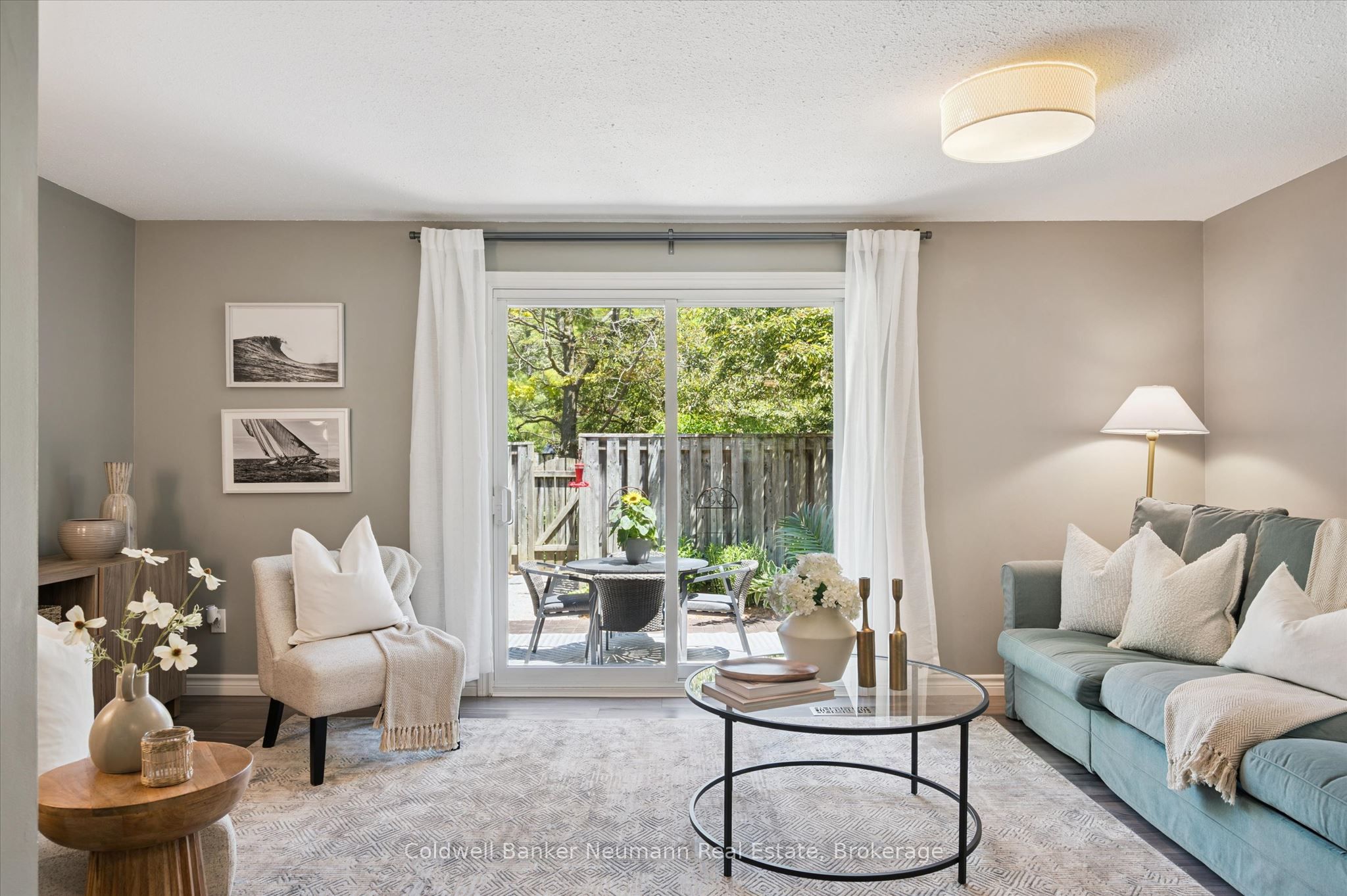 383 Edinburgh Road S 24, Guelph, ON N1G 2K7