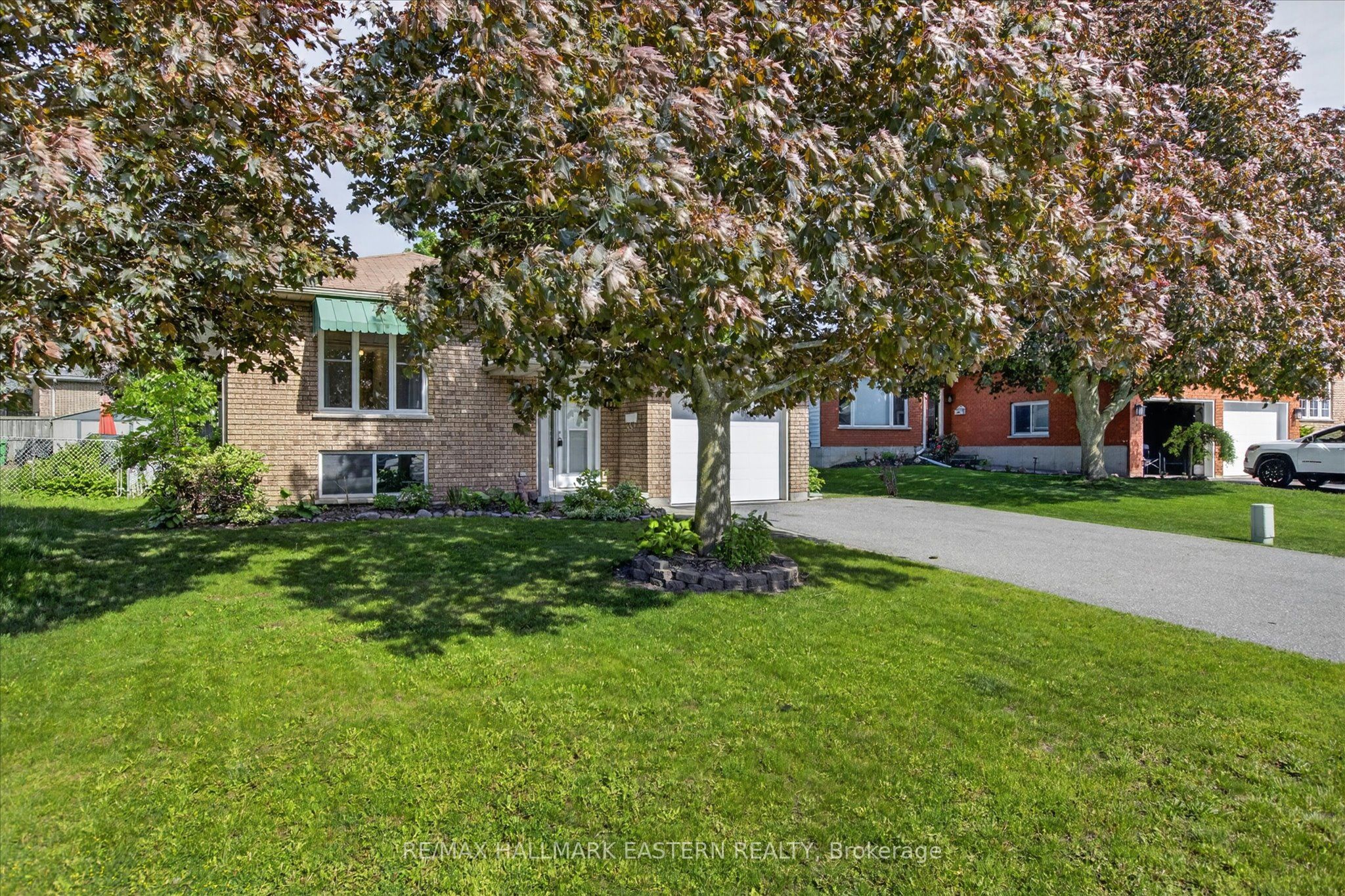 890 Chapel Road, Peterborough, ON K9H 7M3 photo 2
