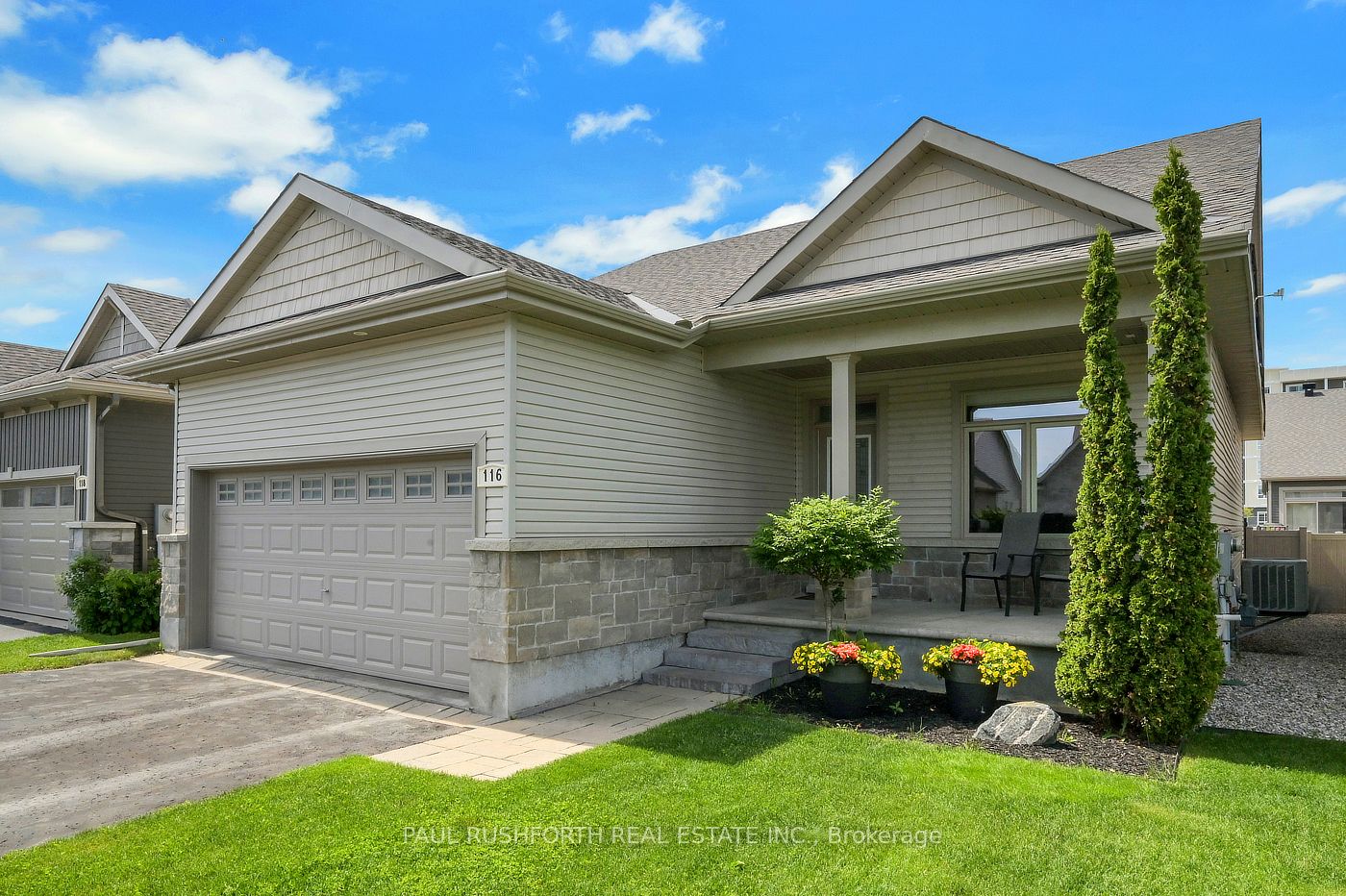 116 Elfin Grove, Kanata, ON K2V 0B9 photo 2