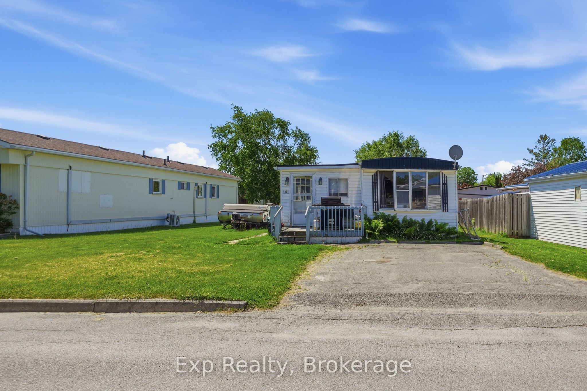 6 Juniper Lane, Quinte West, ON K8N 4Z3 photo 2