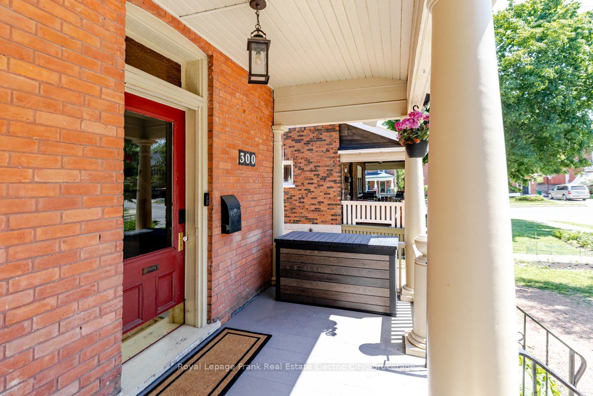 300 Maitland Avenue, Peterborough, ON K9J 5G7 photo 4
