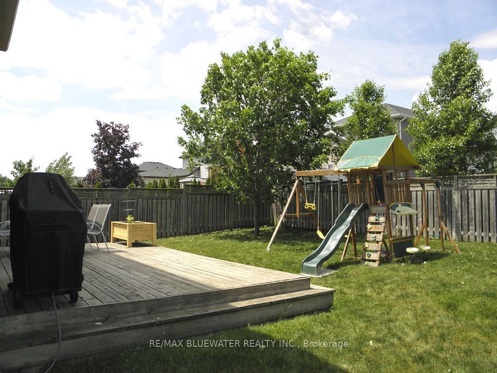 95 Deborah Drive, Strathroy-Caradoc, ON N7G 4E1 photo 3