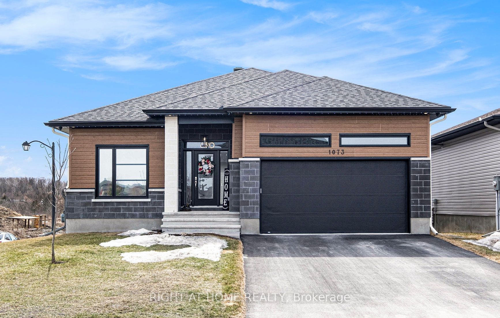 1073 Diamond Street, Clarence-Rockland, ON K4K 0J1 photo 2