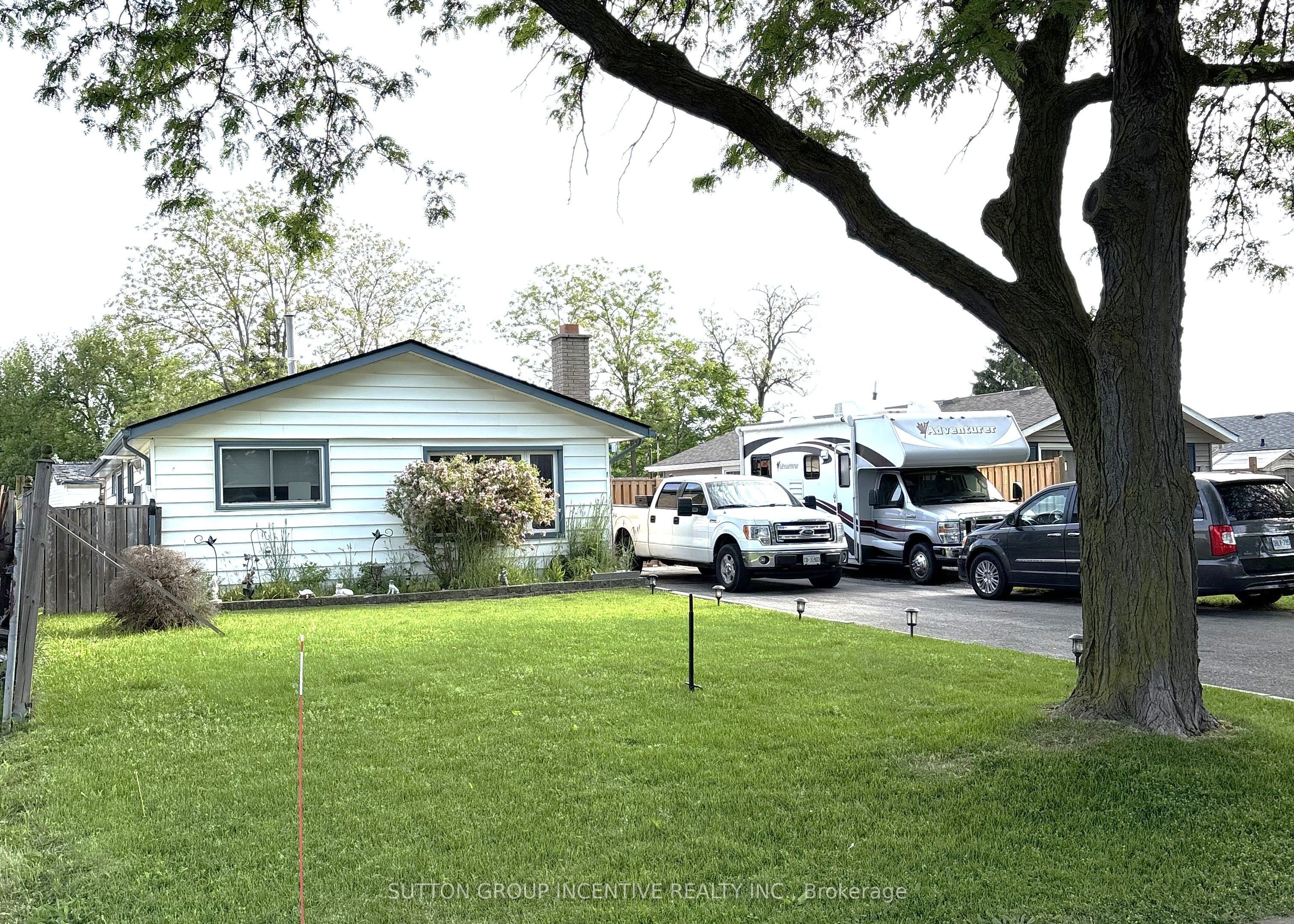 5 Lanark Crescent, St. Catharines, ON L2M 6E1 photo 2