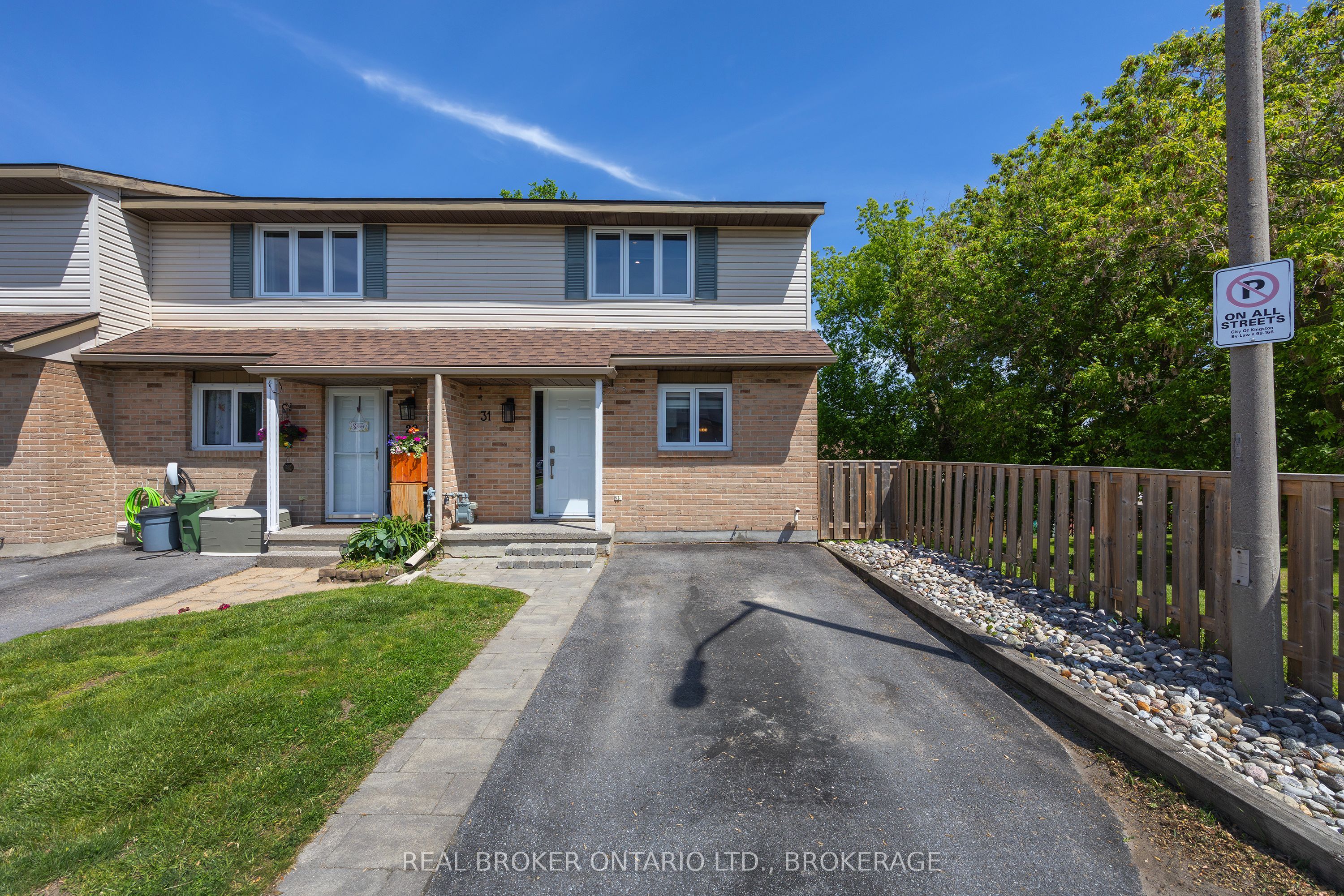 31 Coventry Crescent, Kingston, ON K7M 7S1 photo 3