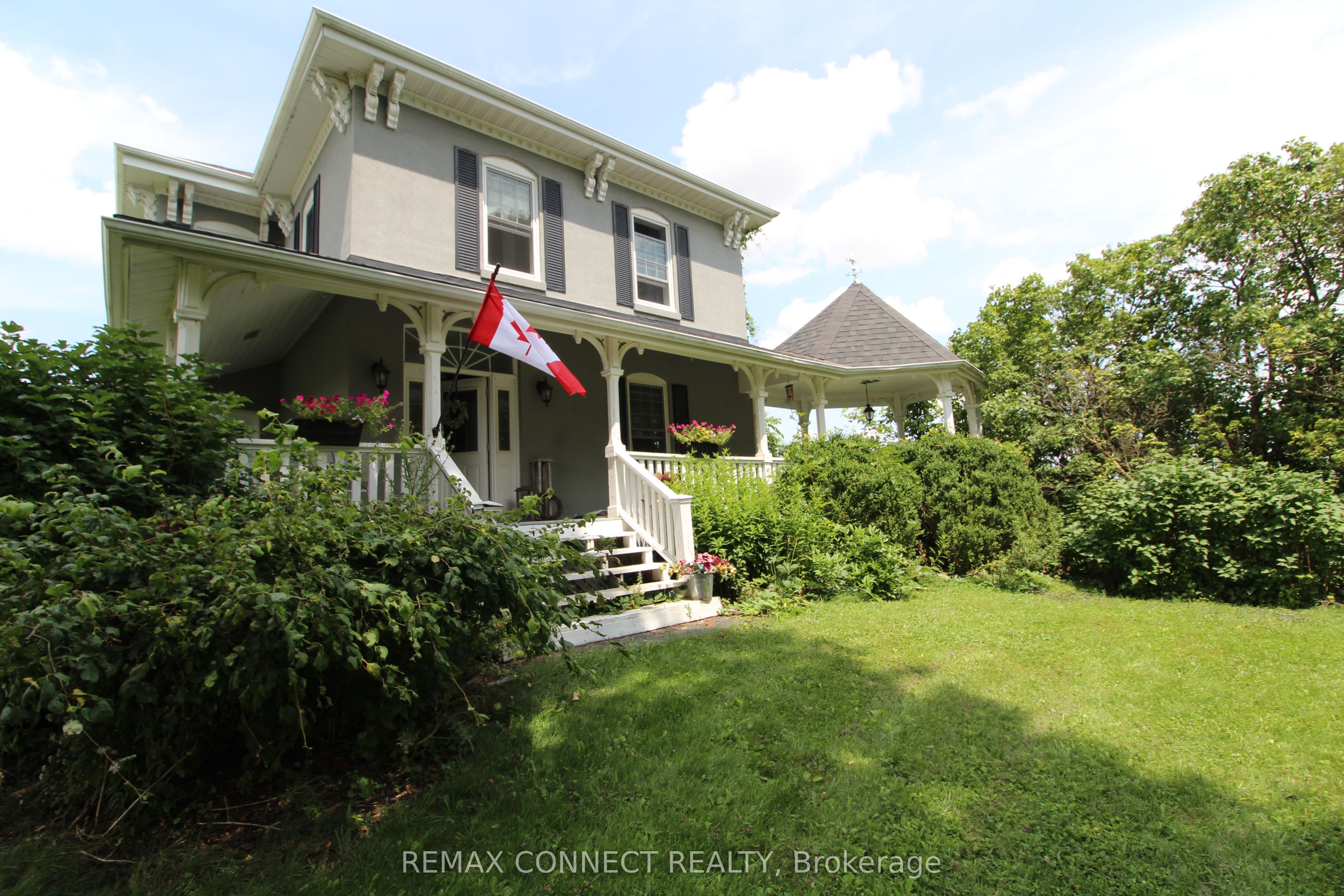 10748 McEwen Drive ..House, Middlesex Centre, ON N0M 1P0 photo 2