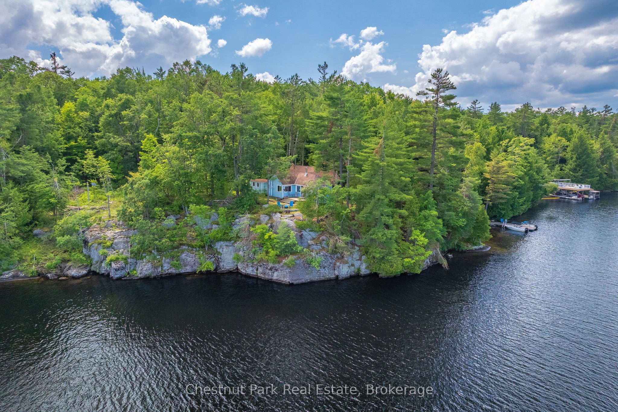 26 Taylor Island 26LM, Gravenhurst, ON P1P 1R2 photo 2