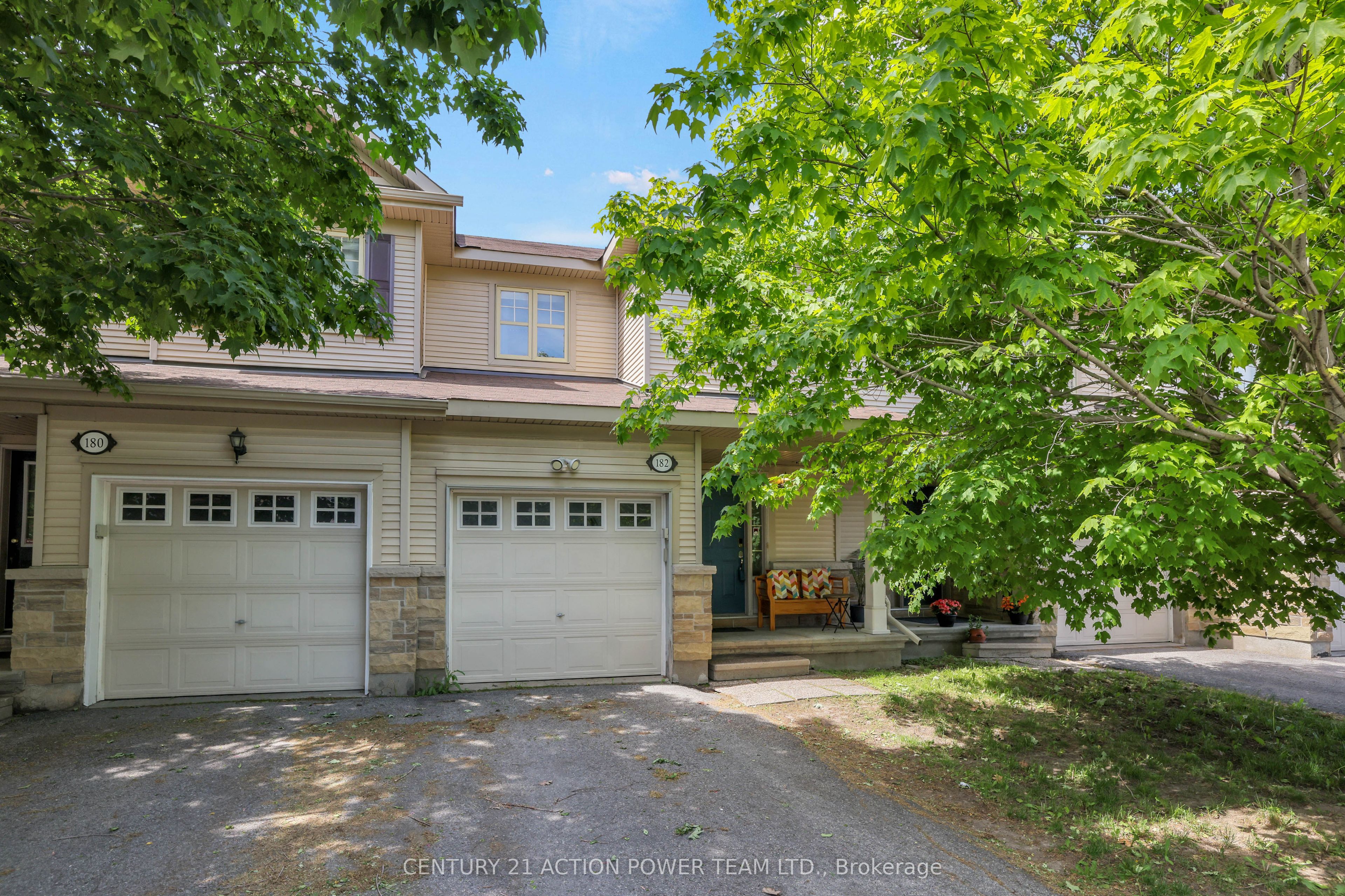 182 Prem Circle, Barrhaven, ON K2J 0C4 photo 2