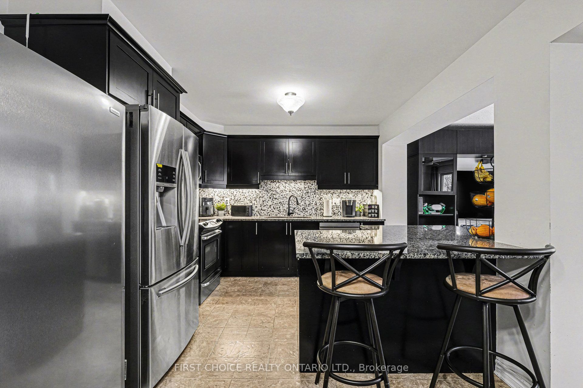 622 Bluegill Avenue, Barrhaven, ON K2J 5Y8 photo 3