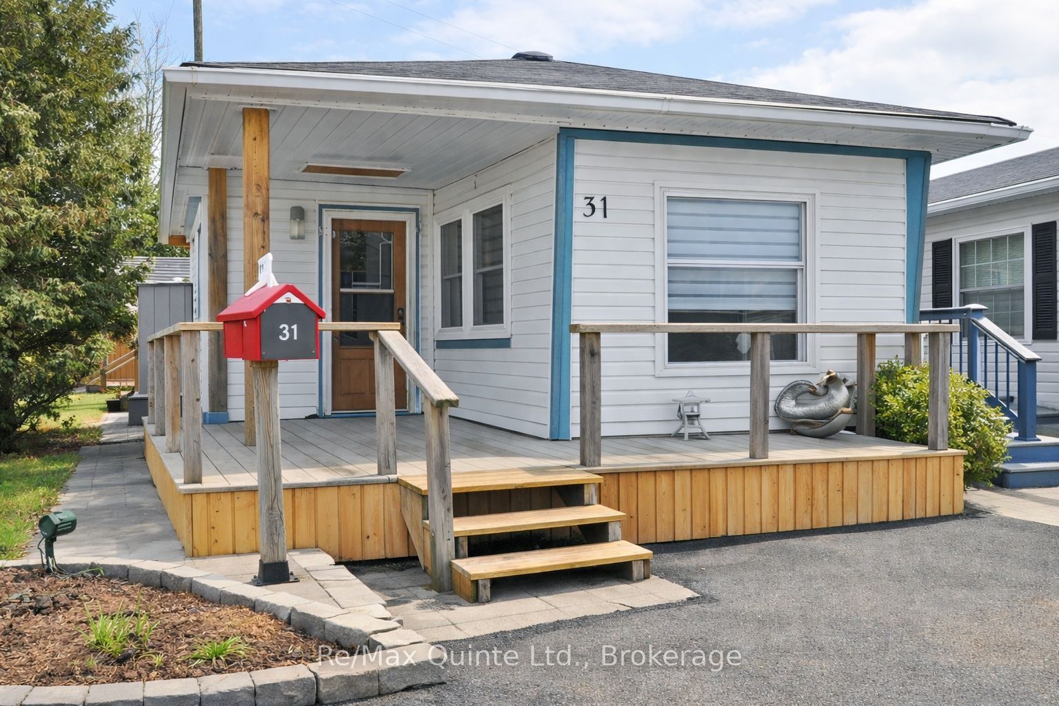 311 Dundas Street E 31, Quinte West, ON K8V 1M1 photo 2