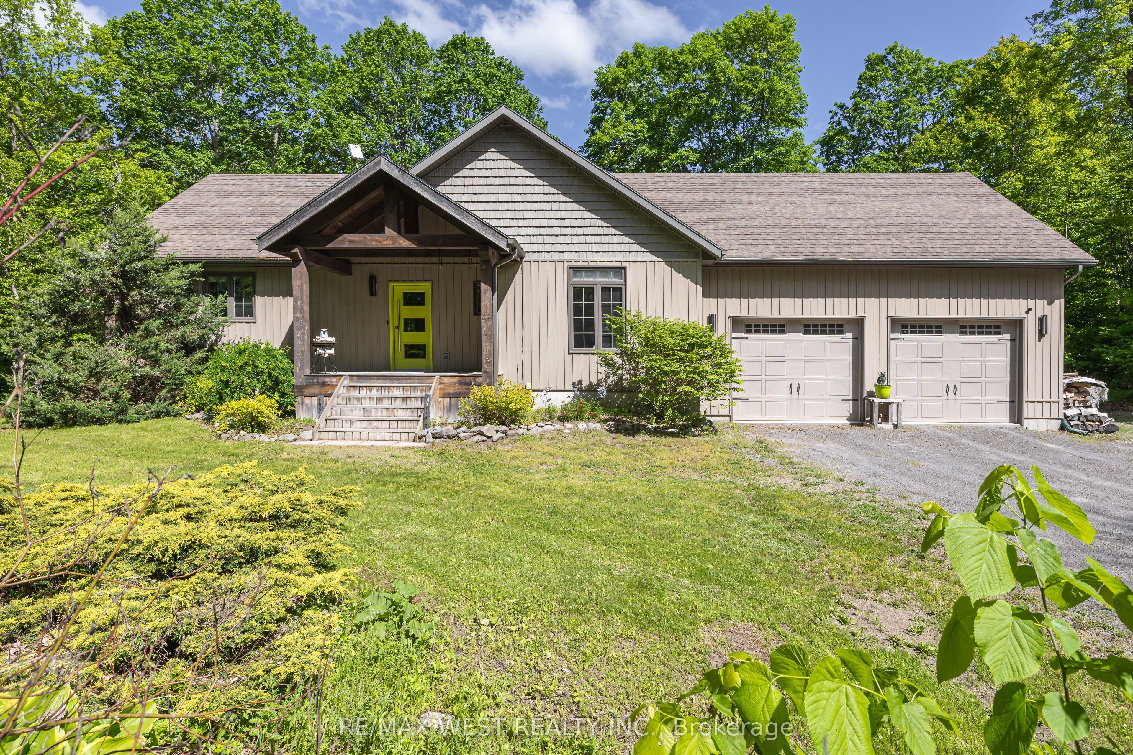 215 Flatrock Road, Tweed, ON K0K 2Y0 photo 2