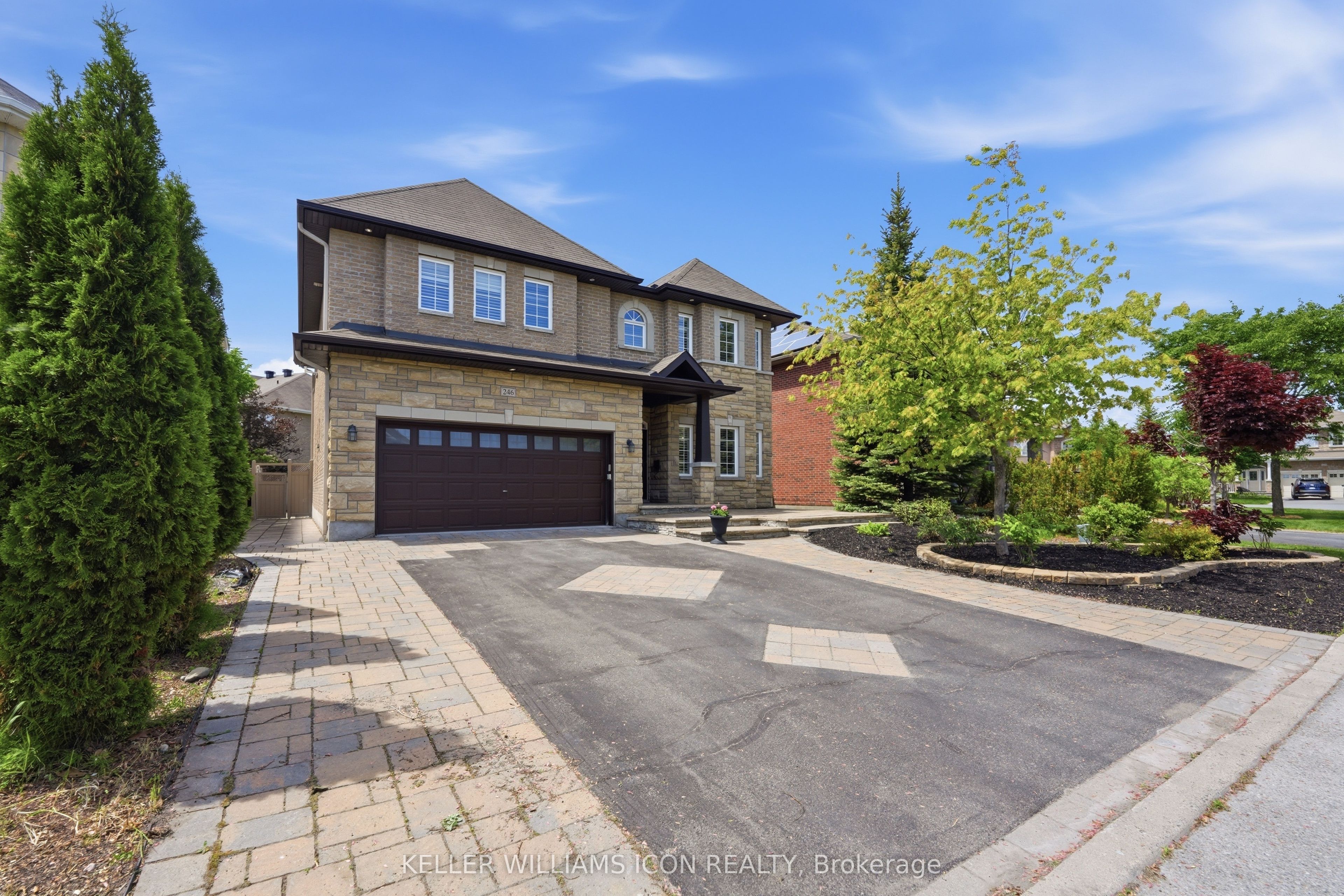 246 Madhu Crescent, Mooneys Bay - Carleton Heights and Area, ON K2C 4J3 photo 4