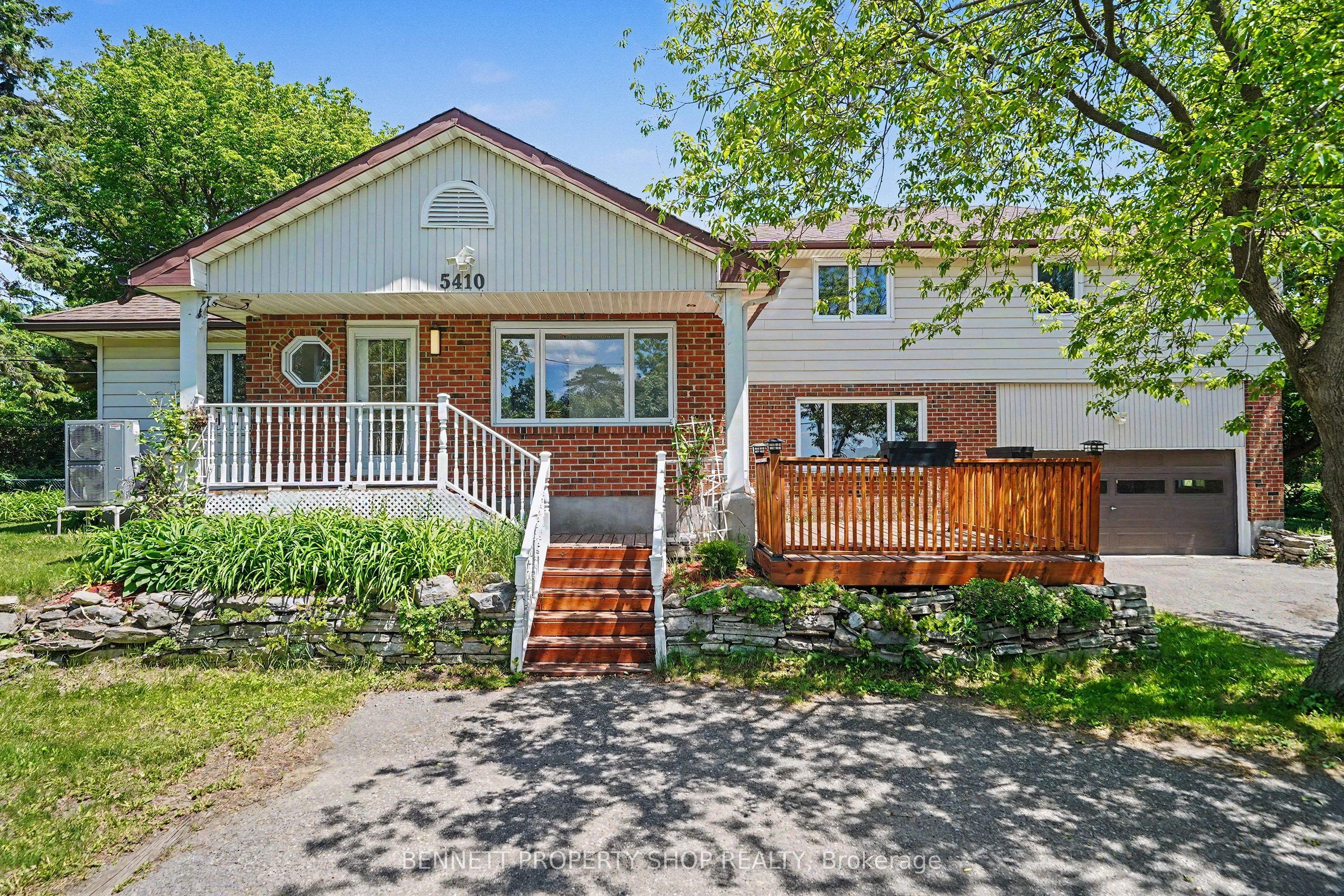 5410 Old Richmond Road, Bells Corners and South to Fallowfield, ON K2R 1G7