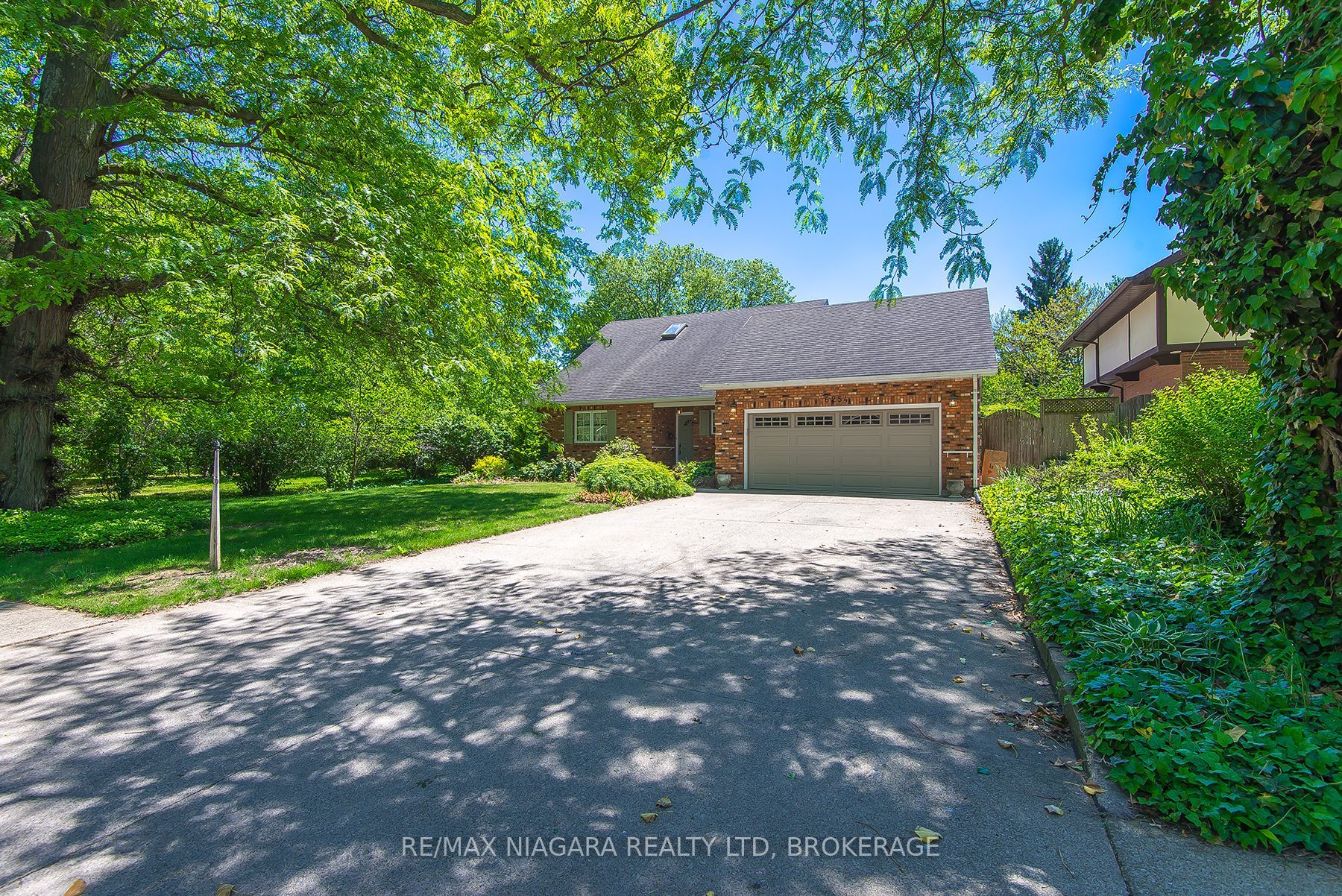6254 Gore Street, Niagara Falls, ON L2J 4G5