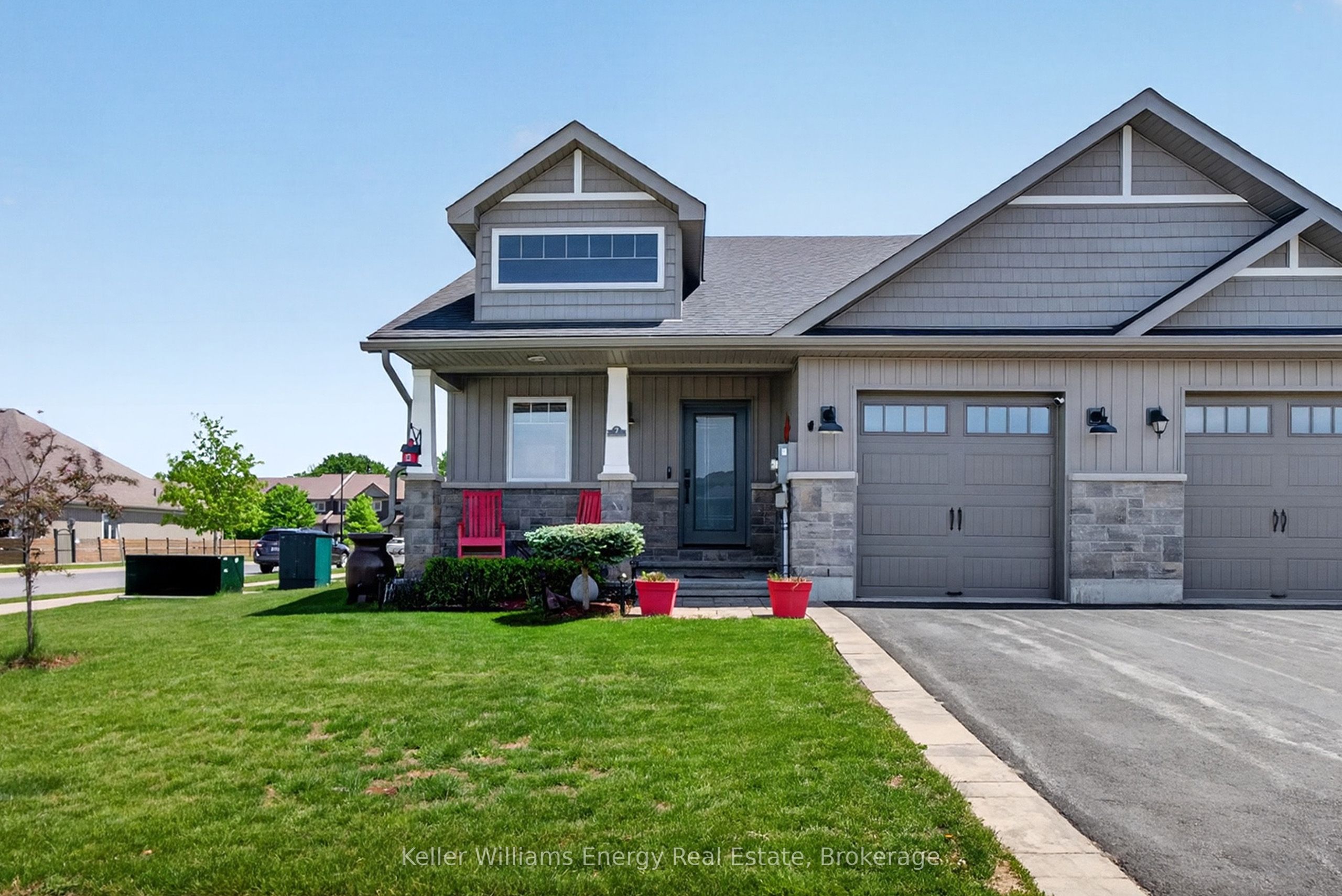 7 Farrington Crescent, Prince Edward County, ON K0K 2T0