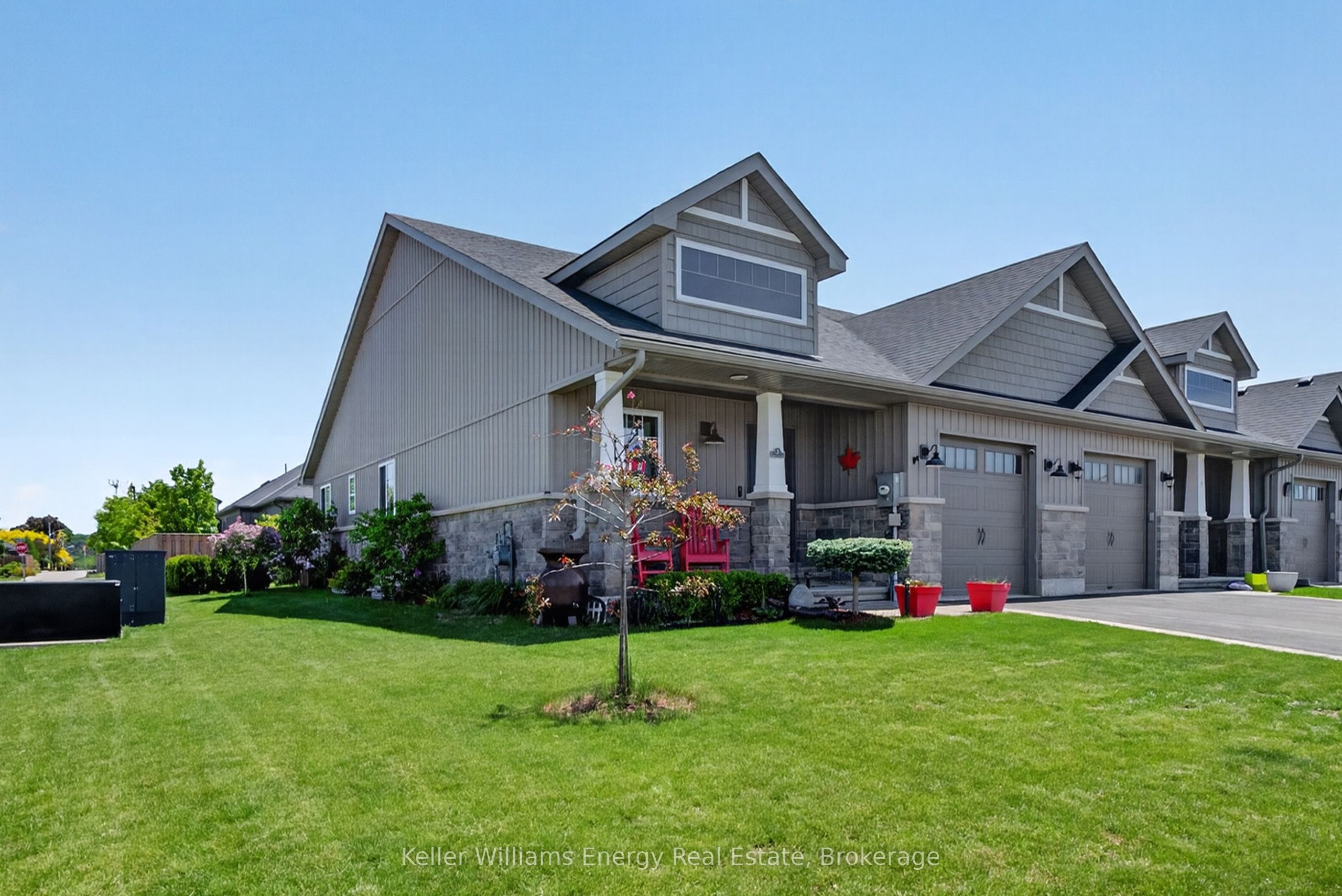 7 Farrington Crescent, Prince Edward County, ON K0K 2T0 photo 3