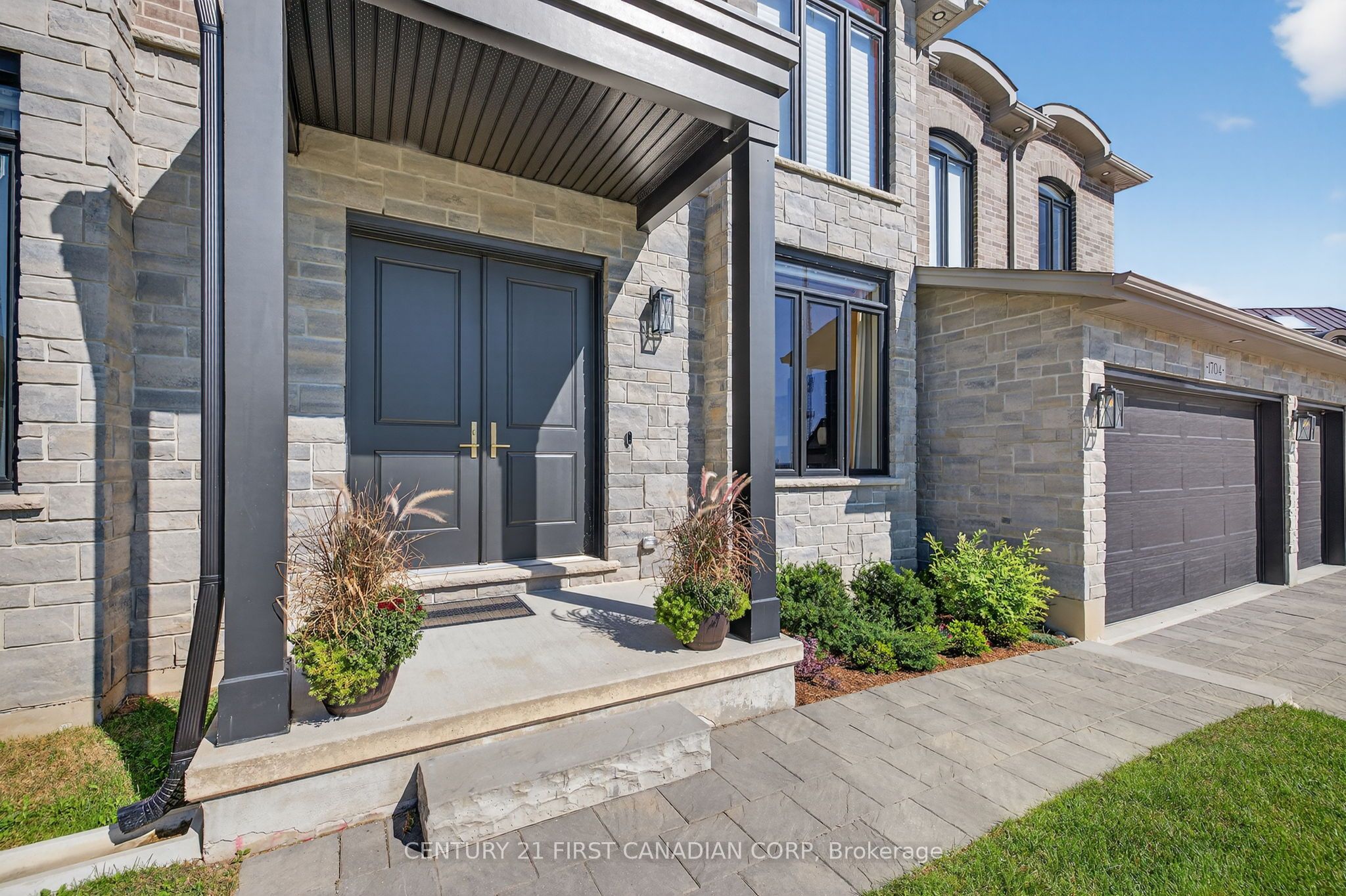 1704 Upper West Avenue, London South, ON N6K 0K6 photo 2