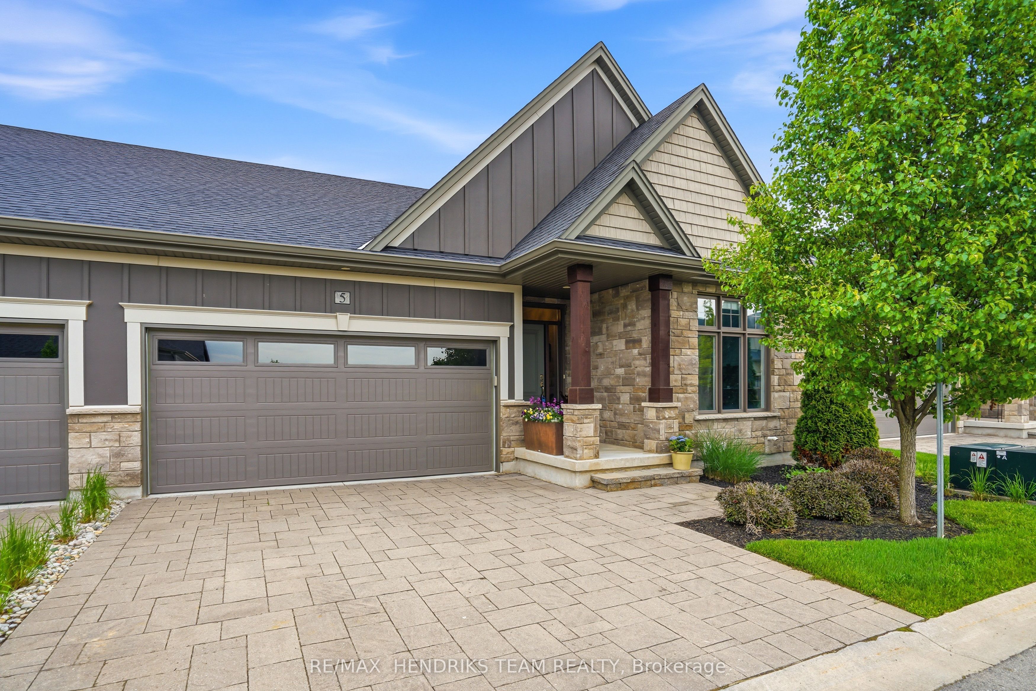 180 Port Robinson Road 5, Pelham, ON L0S 1E6