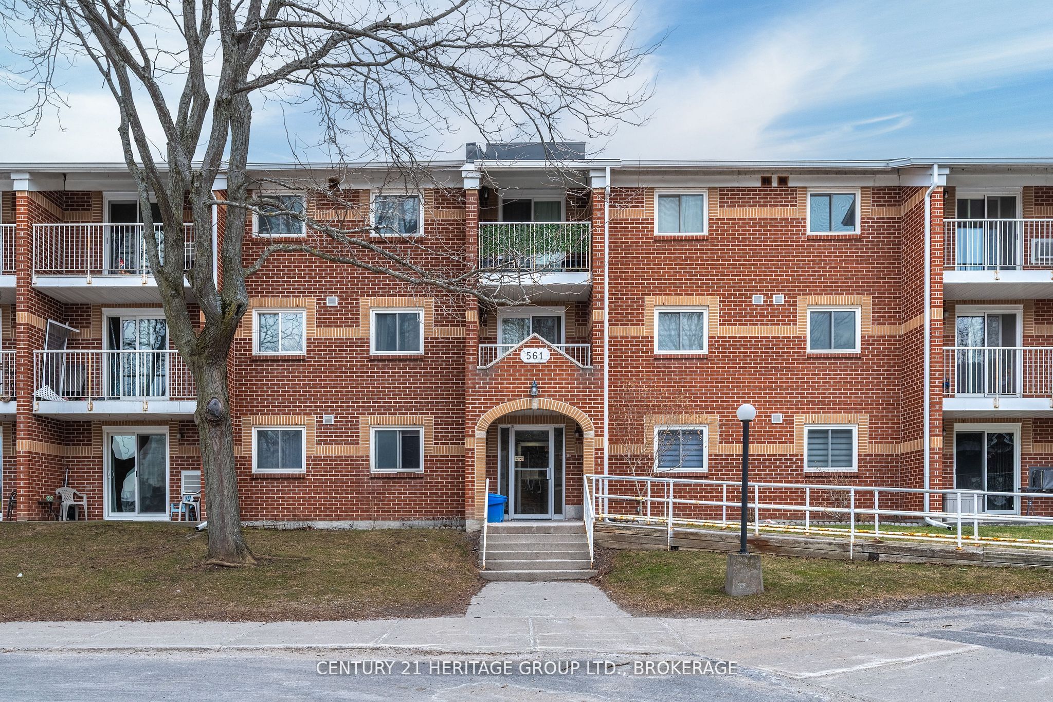 561 Armstrong Road 202, Kingston, ON K7M 8J9