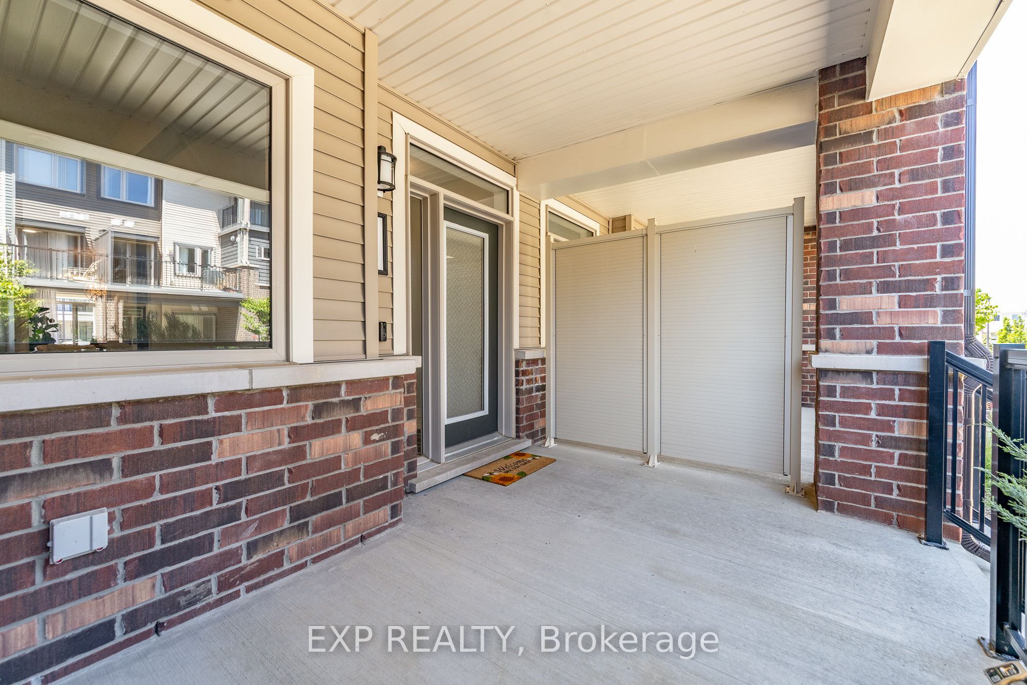 215 Lapland Private, Kanata, ON K2S 1B6 photo 3