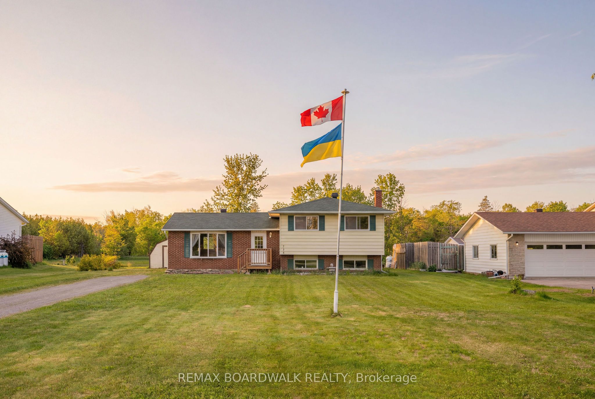 664 Kitley Line 3 Road, Elizabethtown-Kitley, ON K0G 1G0