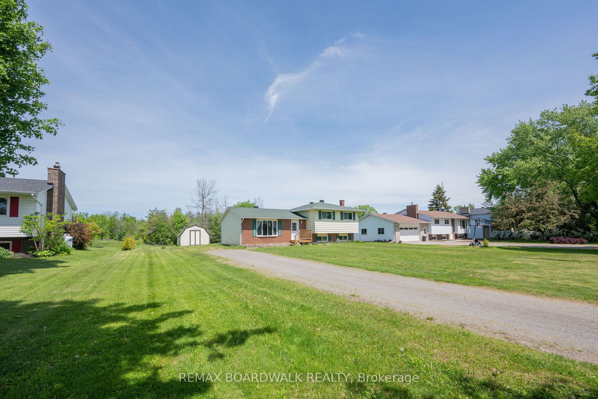 664 Kitley Line 3 Road, Elizabethtown-Kitley, ON K0G 1G0 photo 3