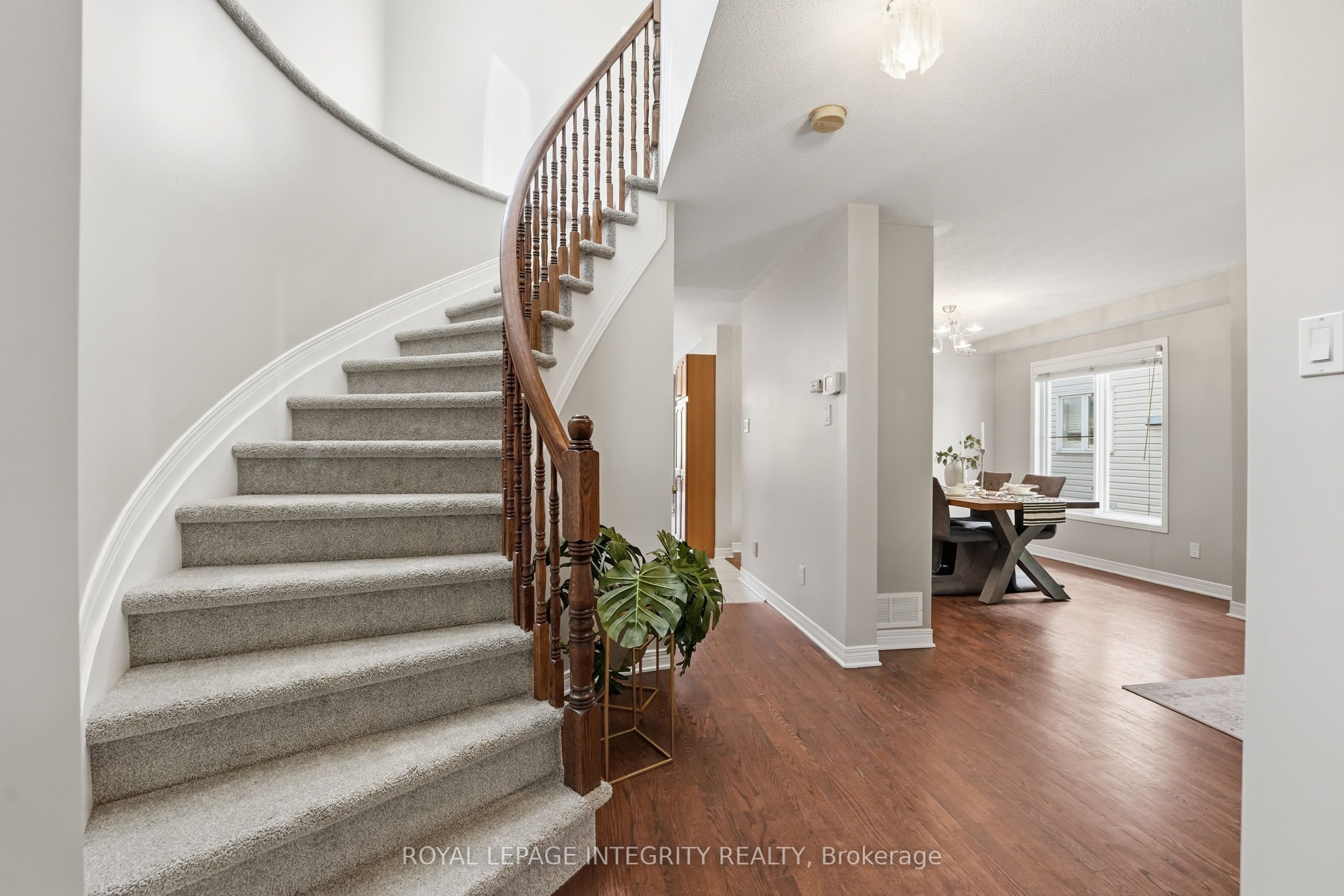 15 Halkirk Avenue, Kanata, ON K2V 1B1 photo 5