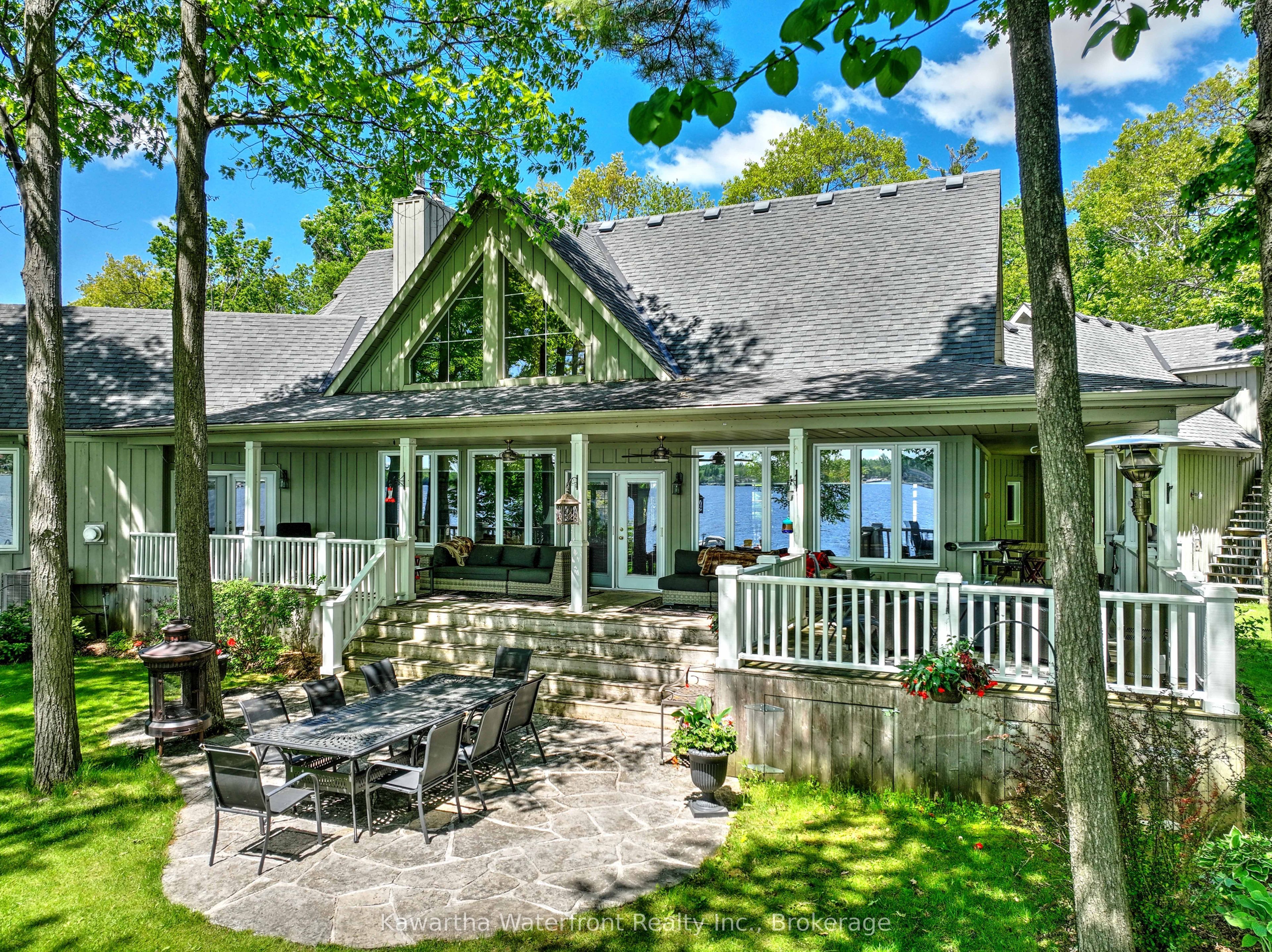12 Edgewood Drive, Kawartha Lakes, ON K0M 1N0