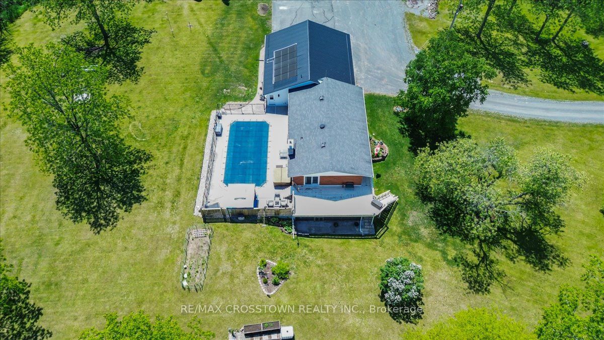 1074 Millhaven Road, Loyalist, ON K0H 2H0 photo 3