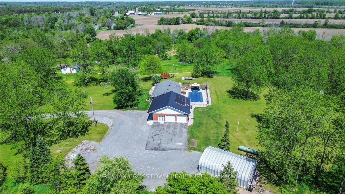 1074 Millhaven Road, Loyalist, ON K0H 2H0 photo 4