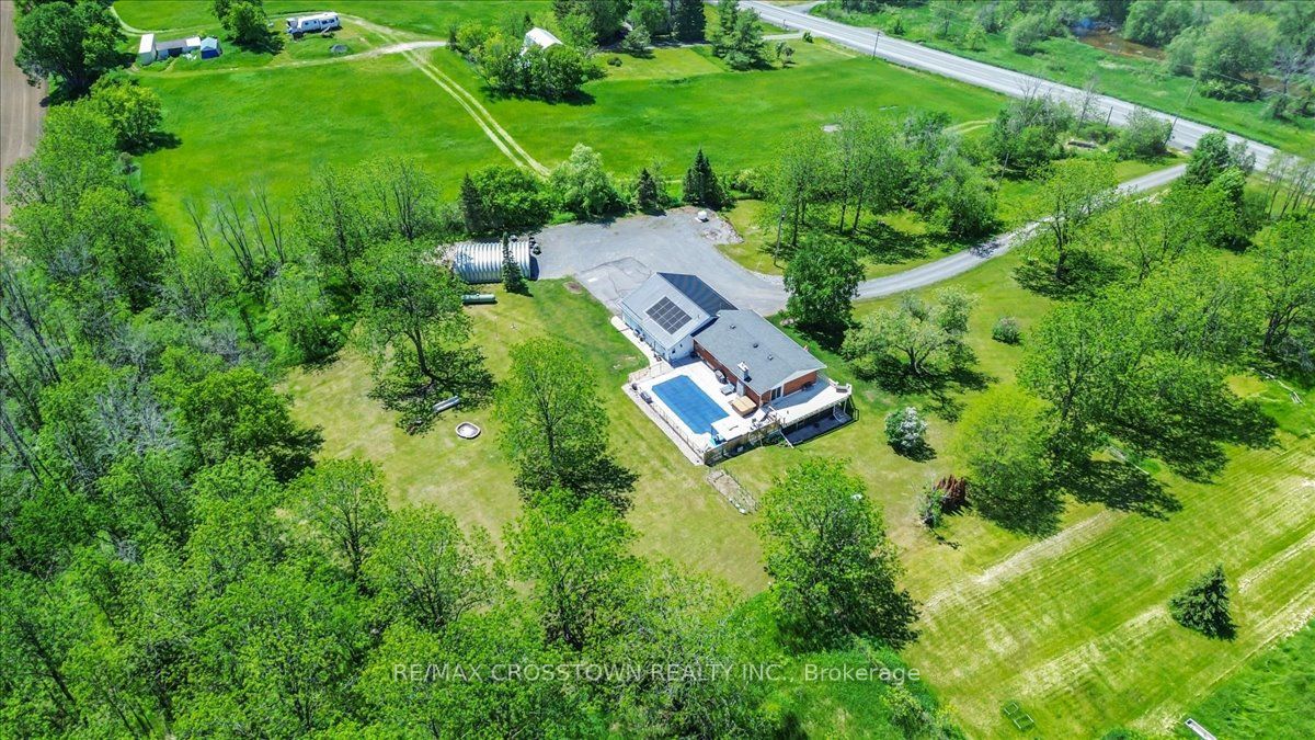 1074 Millhaven Road, Loyalist, ON K0H 2H0 photo 5