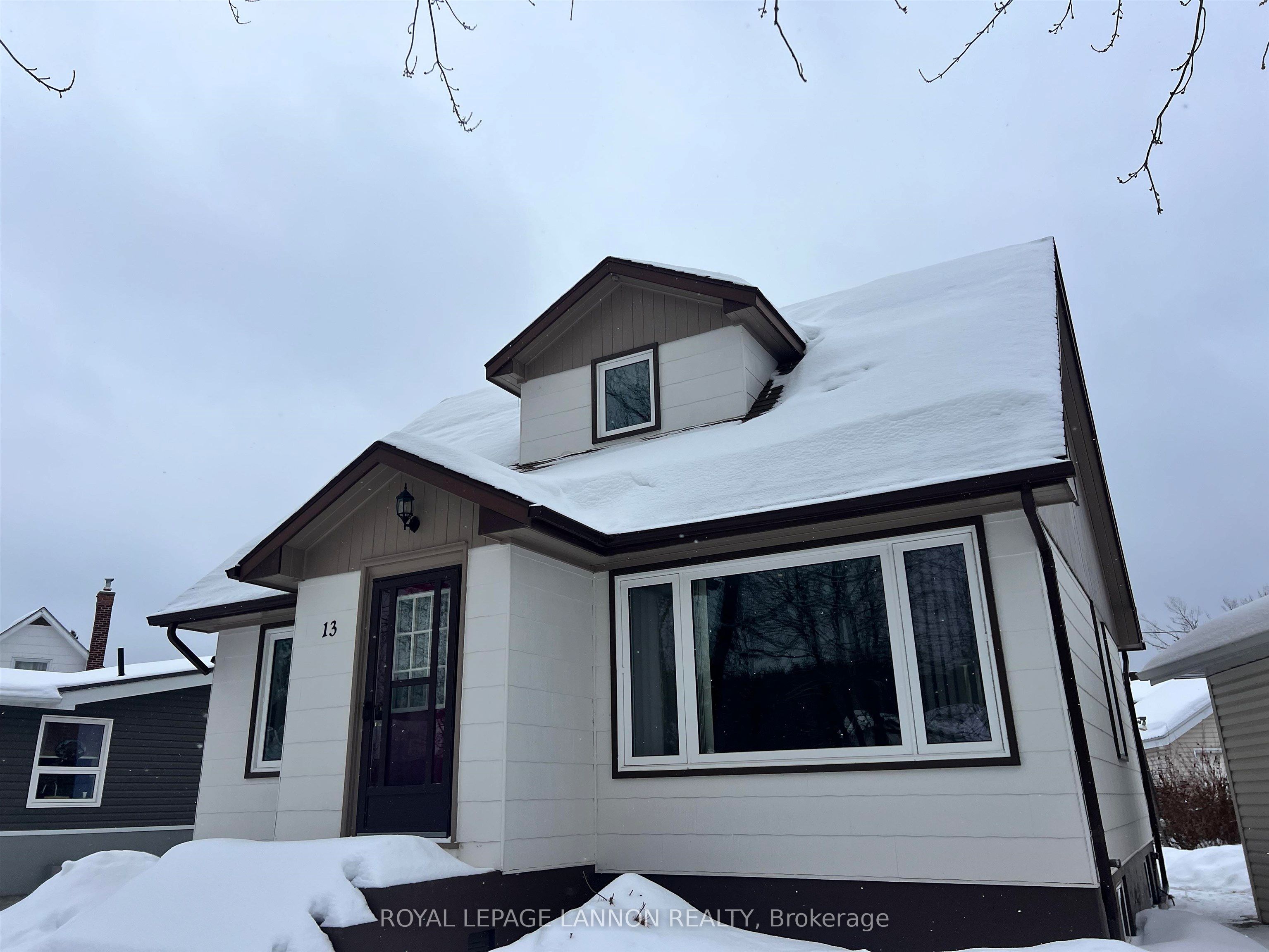 13 Spruce Road, Atikokan, ON P0T 1C0