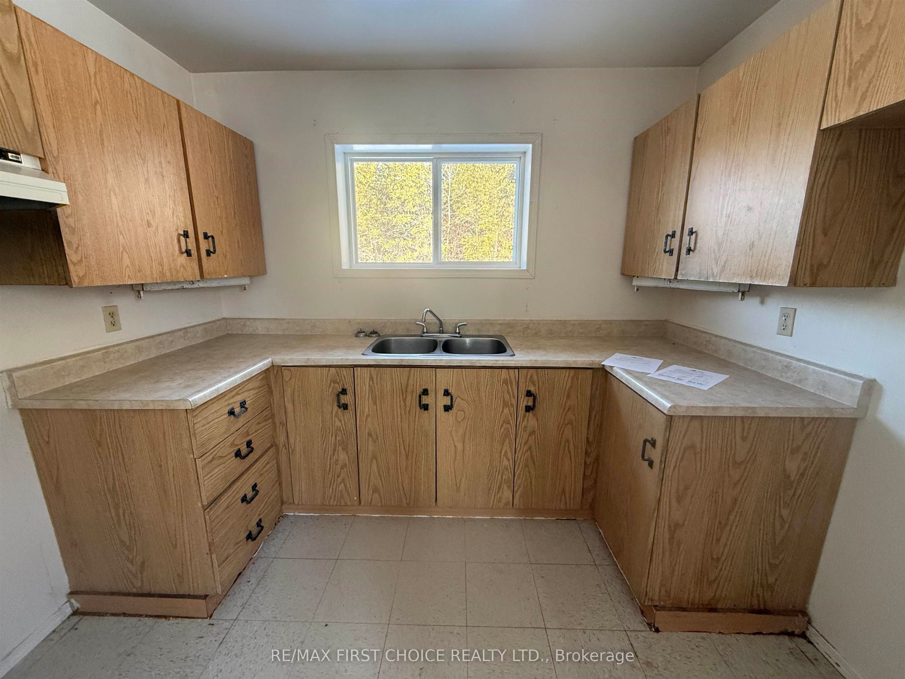 14 Superior Avenue, Ignace, ON P0T 1T0 photo 3