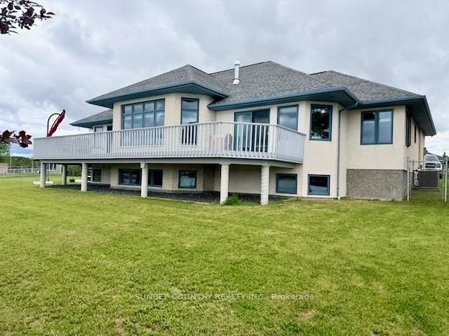 92 Edgewater Drive, Dryden, ON P8N 3K2 photo 3
