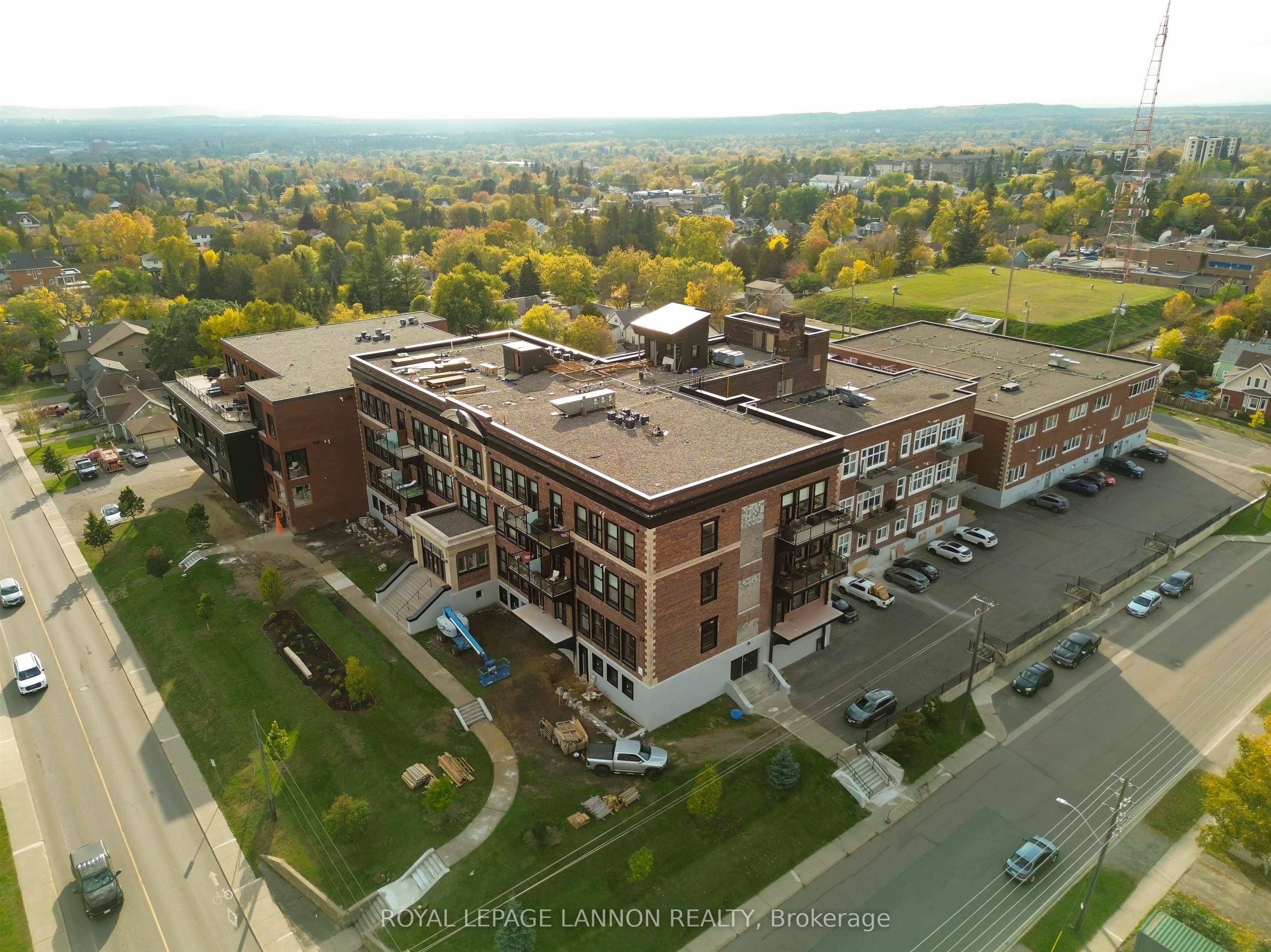 96 HIGH Street N 3209, Thunder Bay, ON P7B 4G7 photo 5