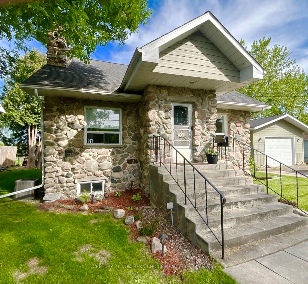 1115 River Road West, Fort Frances, ON P9A 2V3