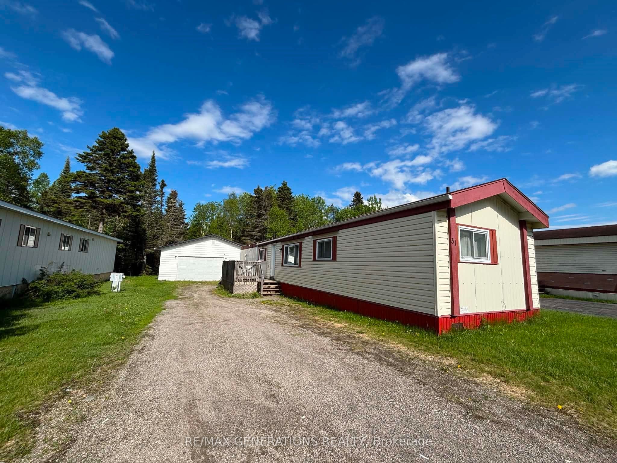 31 Coveney Street, Marathon, ON P0T 2E0 photo 2