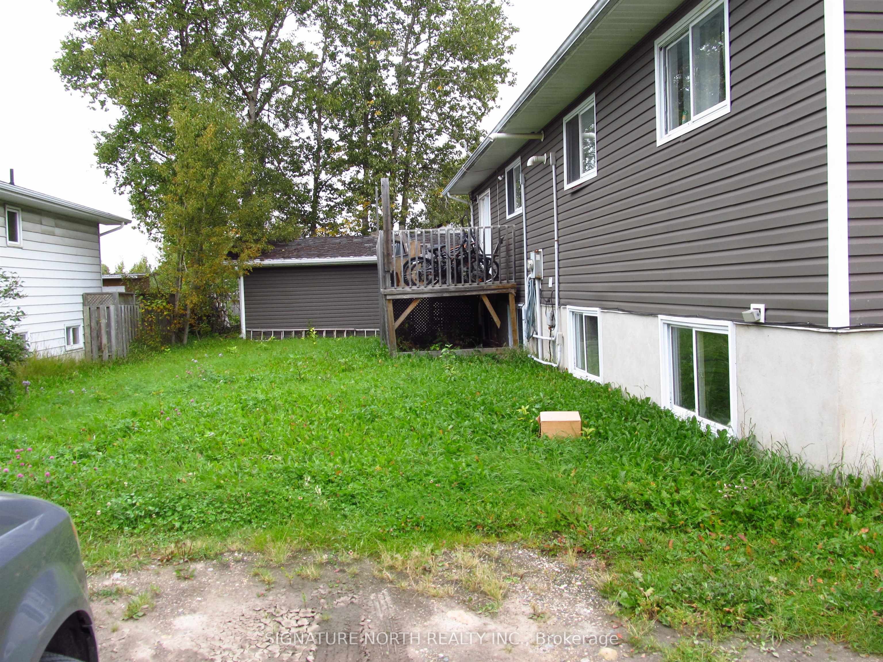 108 Queen Street, Greenstone, ON P0T 2A0 photo 3