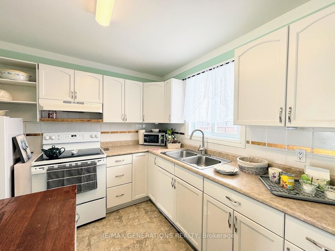18 Swallow Drive, Manitouwadge, ON P0T 2C0 photo 5
