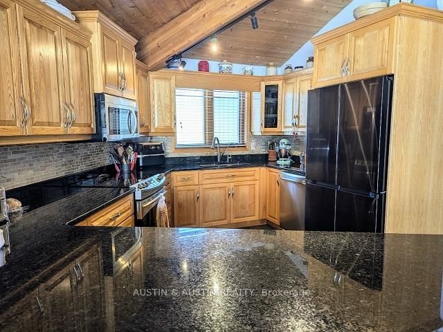 293 Ross Lapointe Road, Kenora Remote Area, ON P8N 2Y5 photo 4